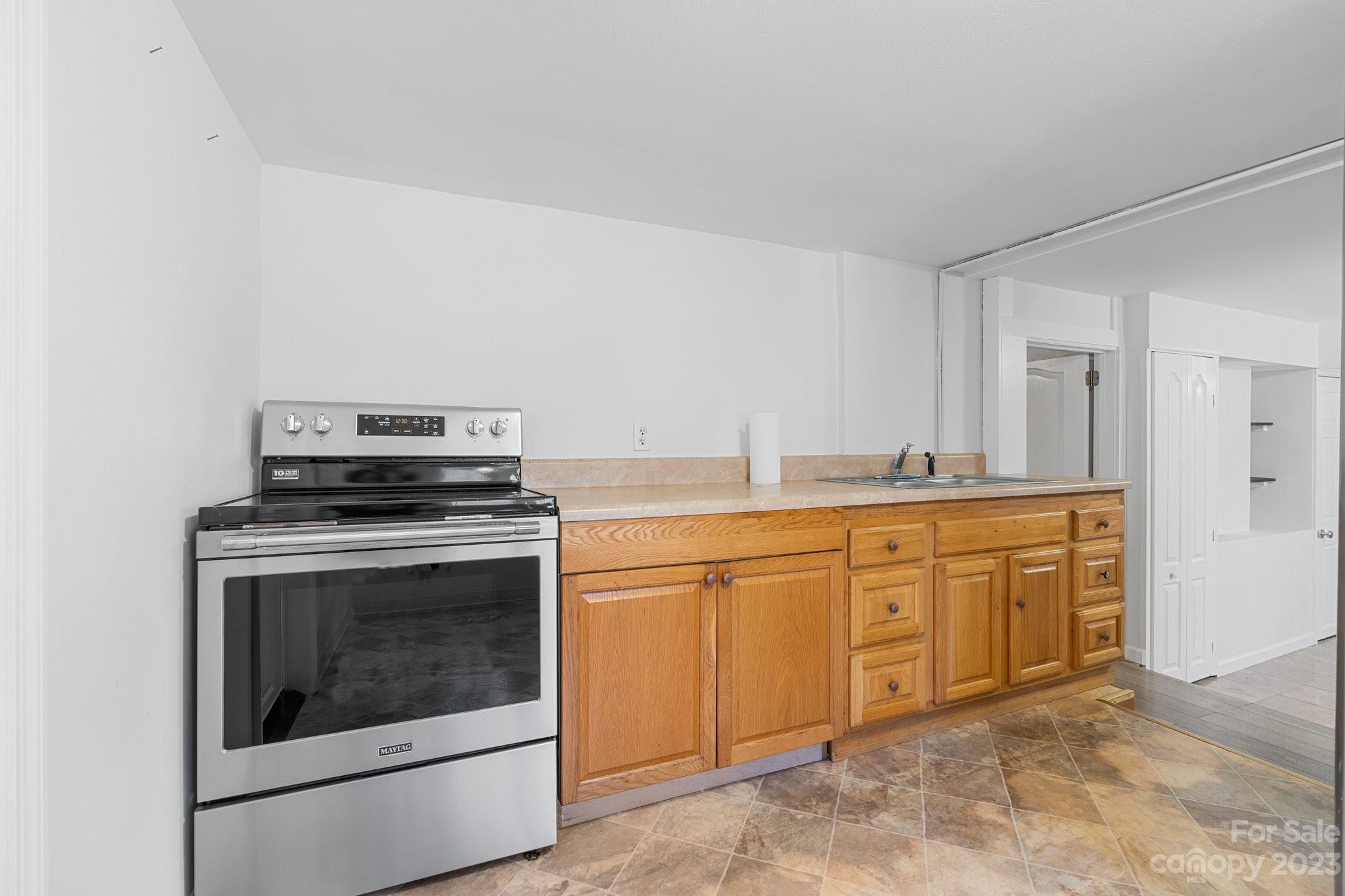 Twin Springs - Residential