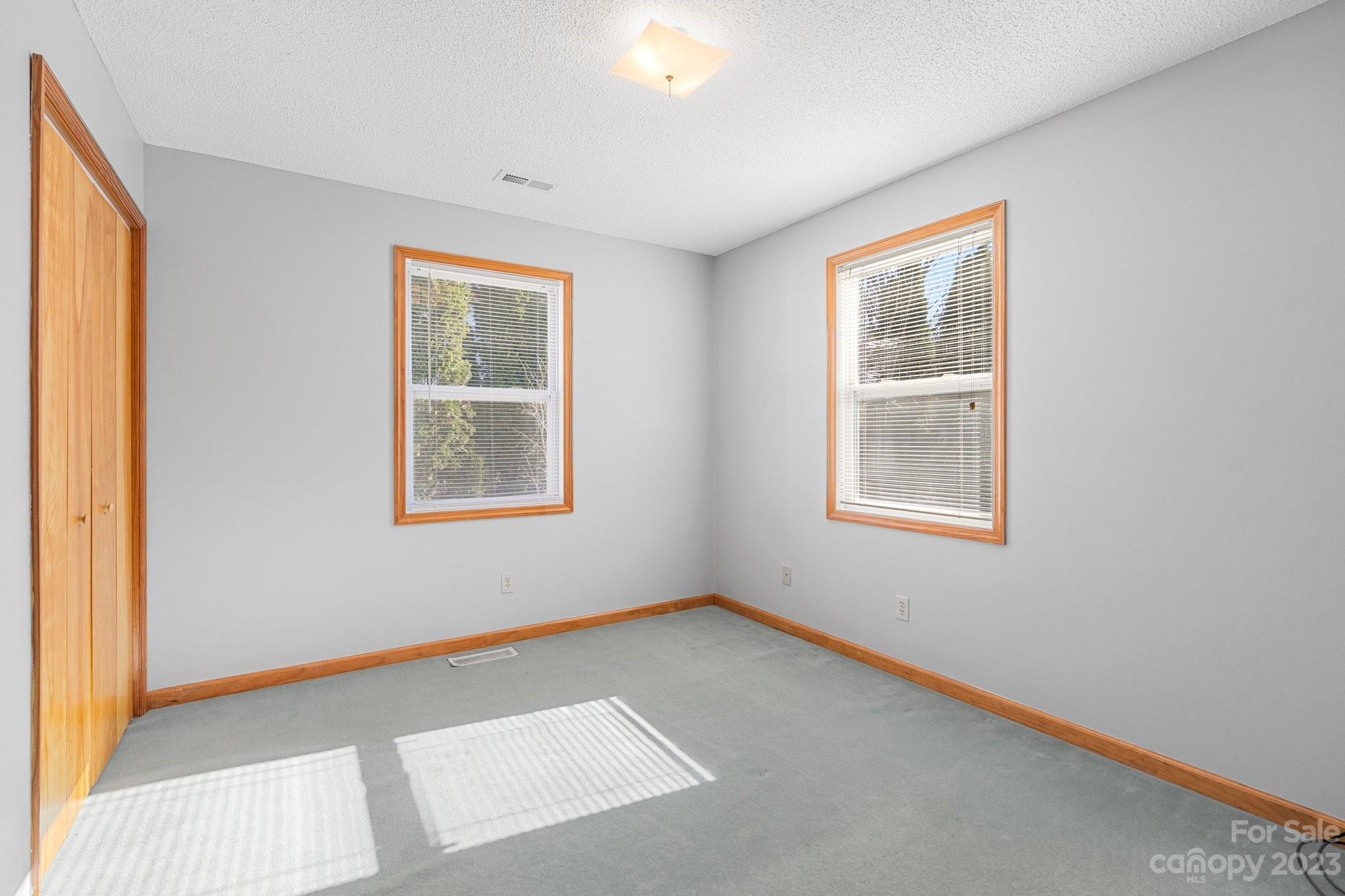 Twin Springs - Residential