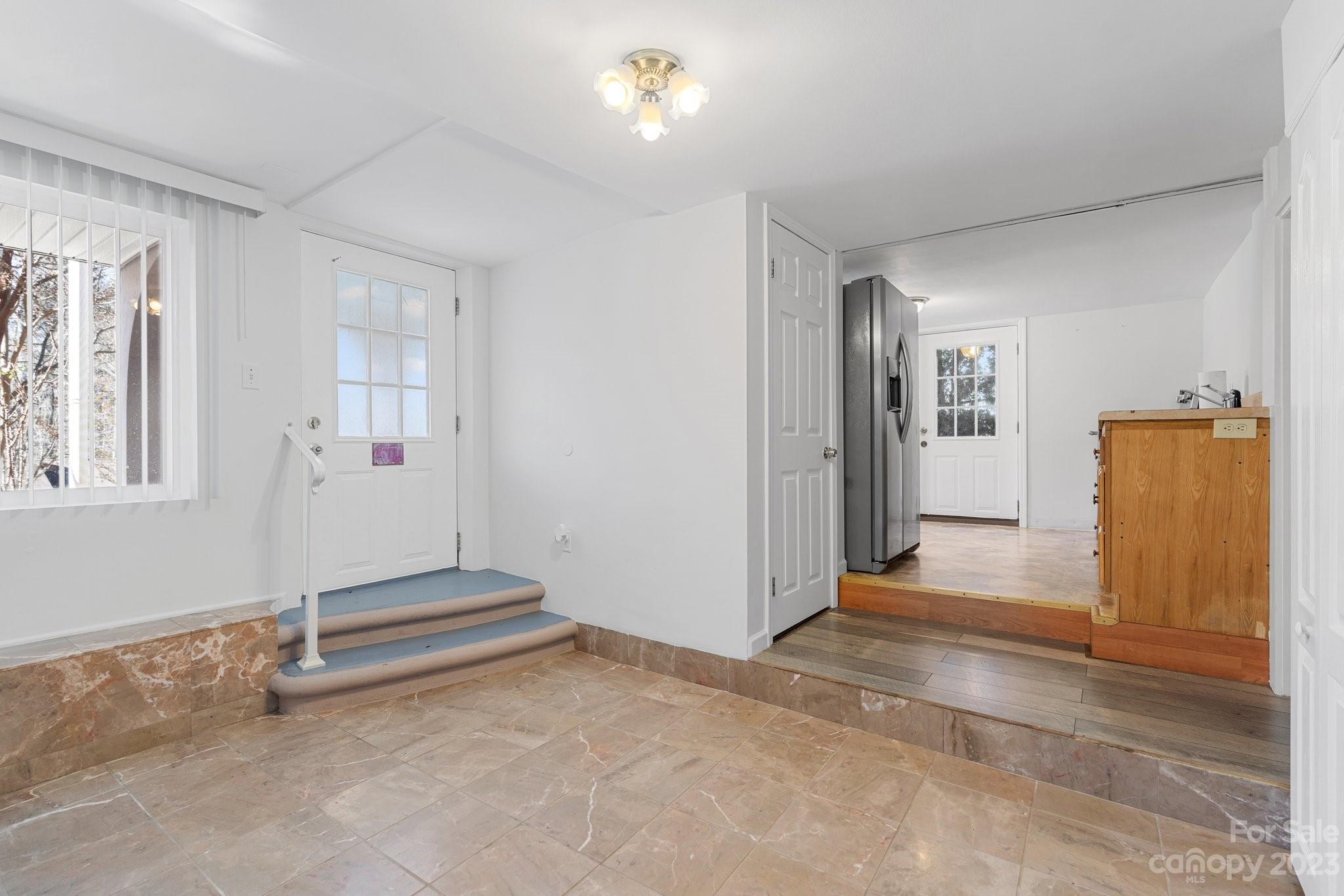 Twin Springs - Residential