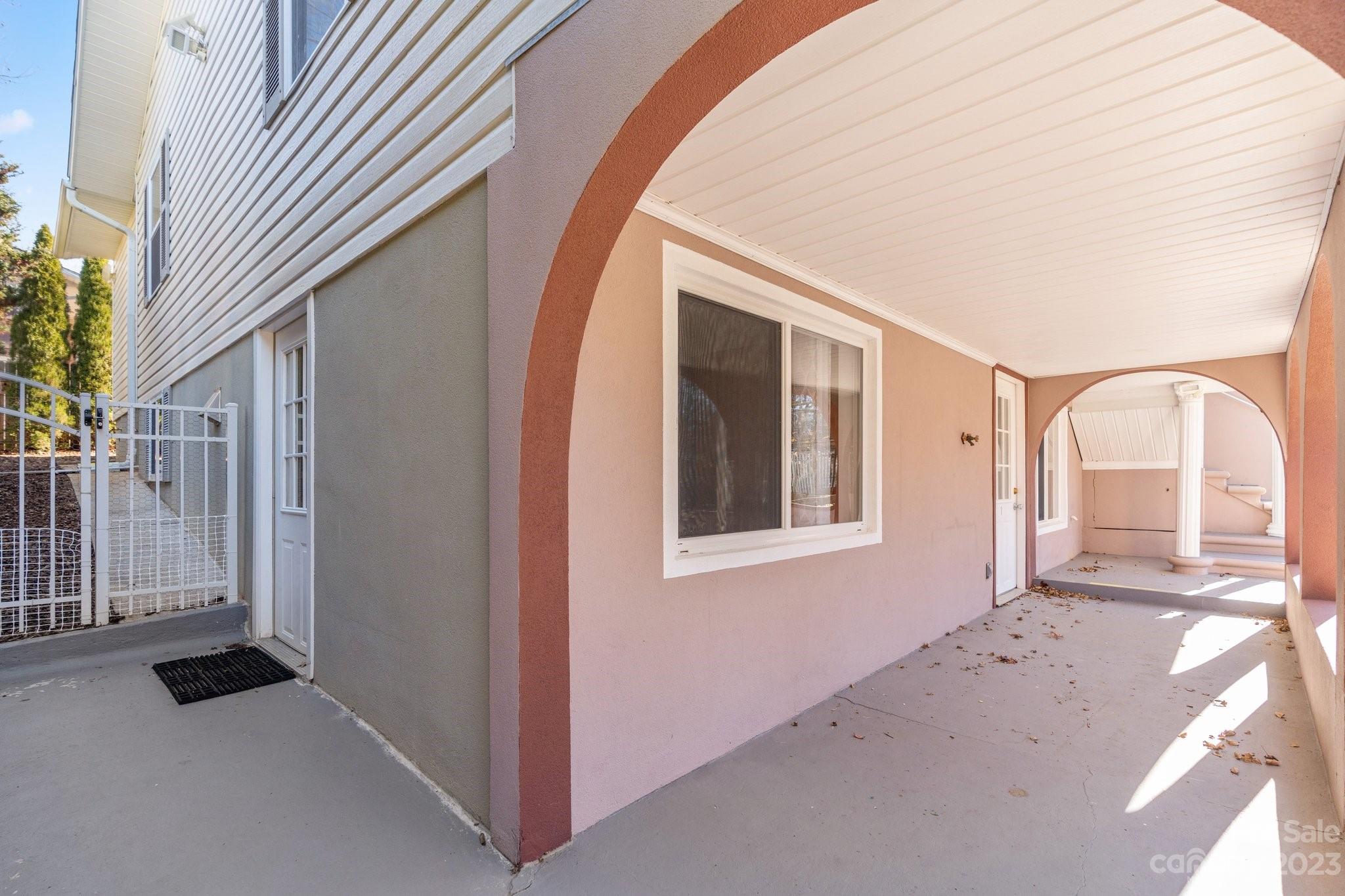 Twin Springs - Residential