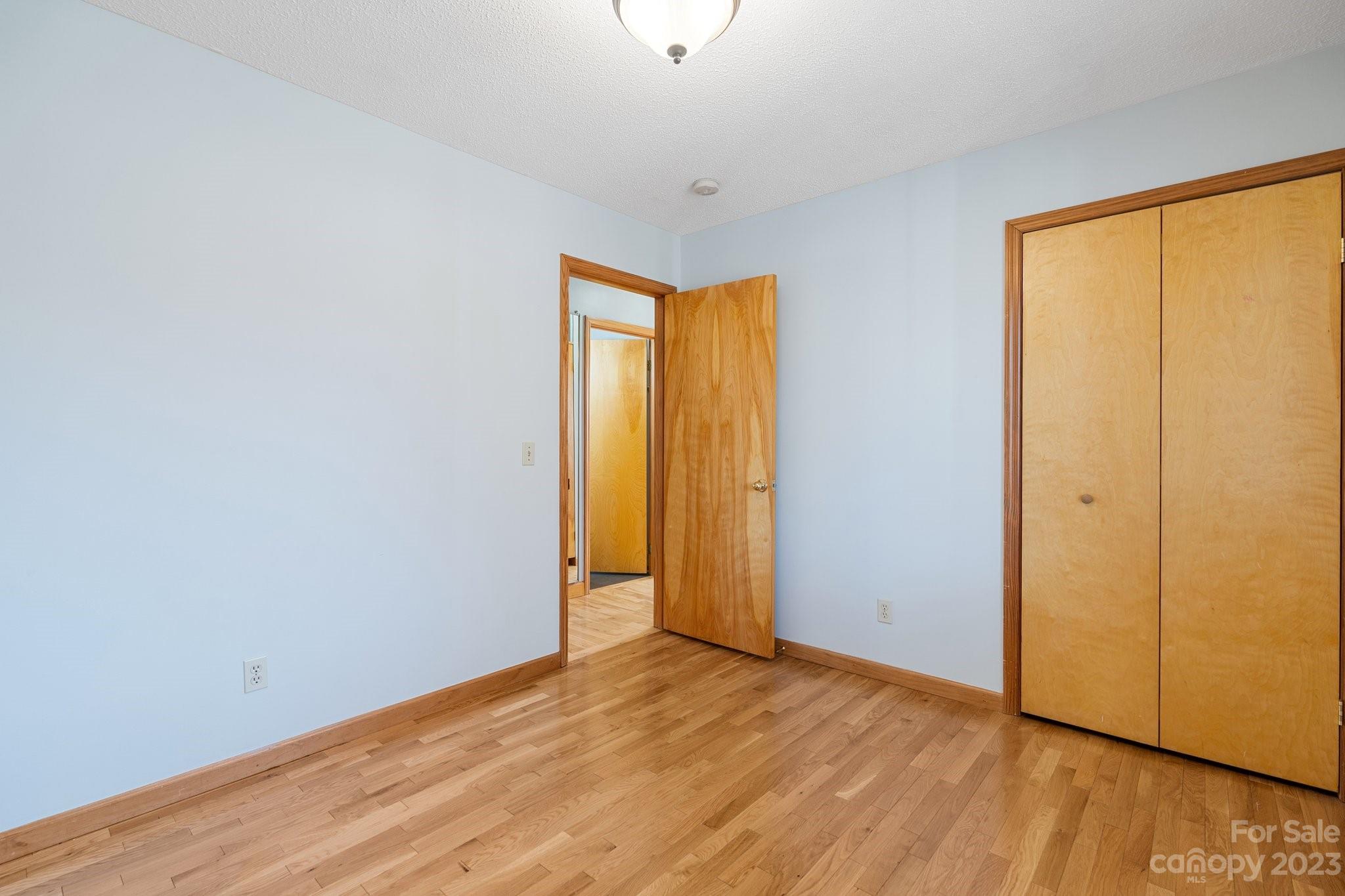 Twin Springs - Residential