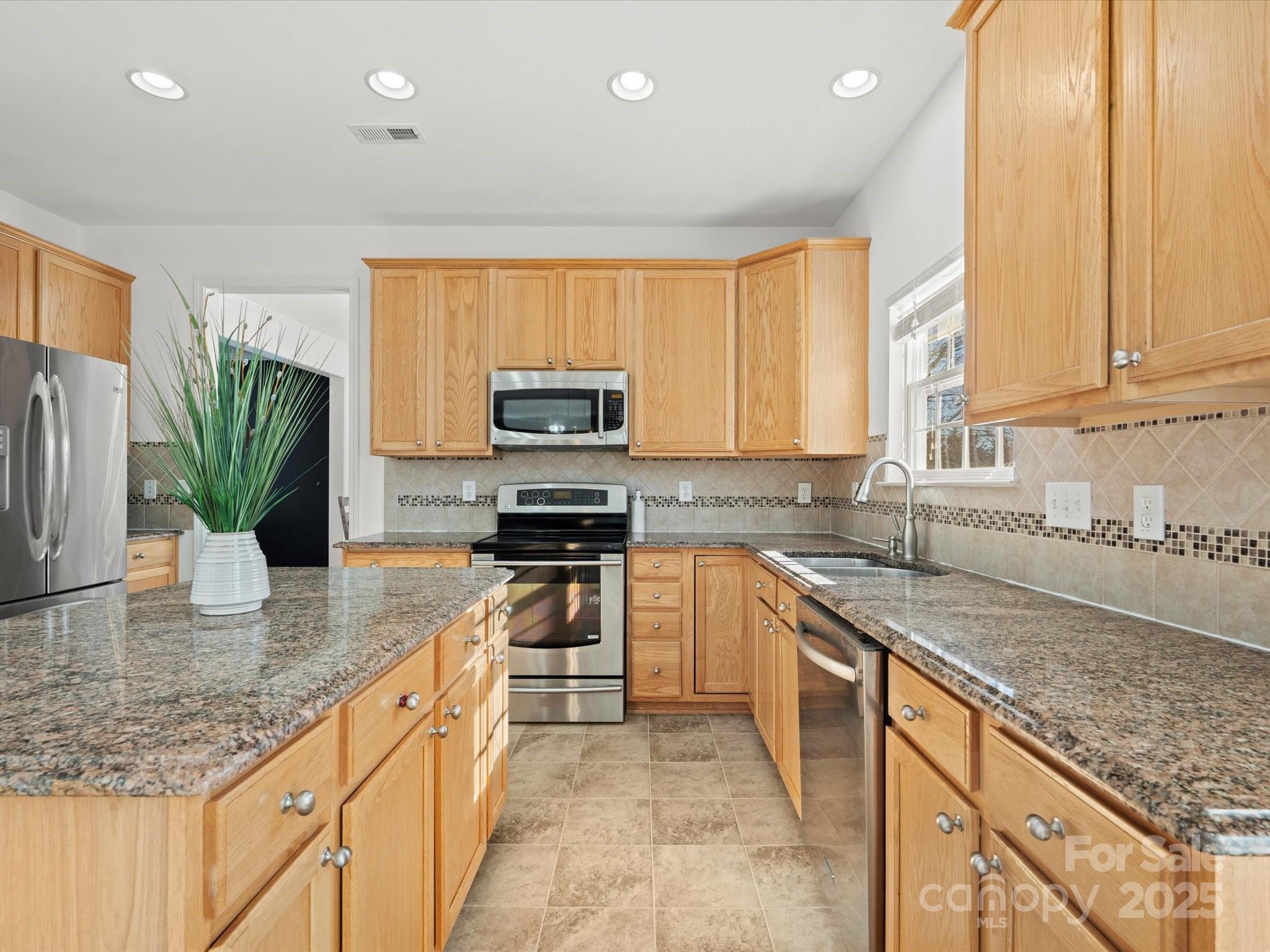 Autumn Cove At Lake Wylie - Residential