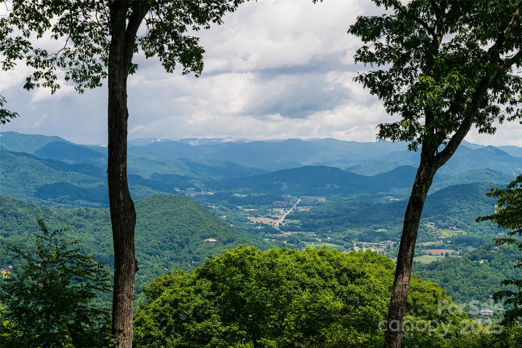 Smoky Mountain Retreat at Eagles Nest - Residential