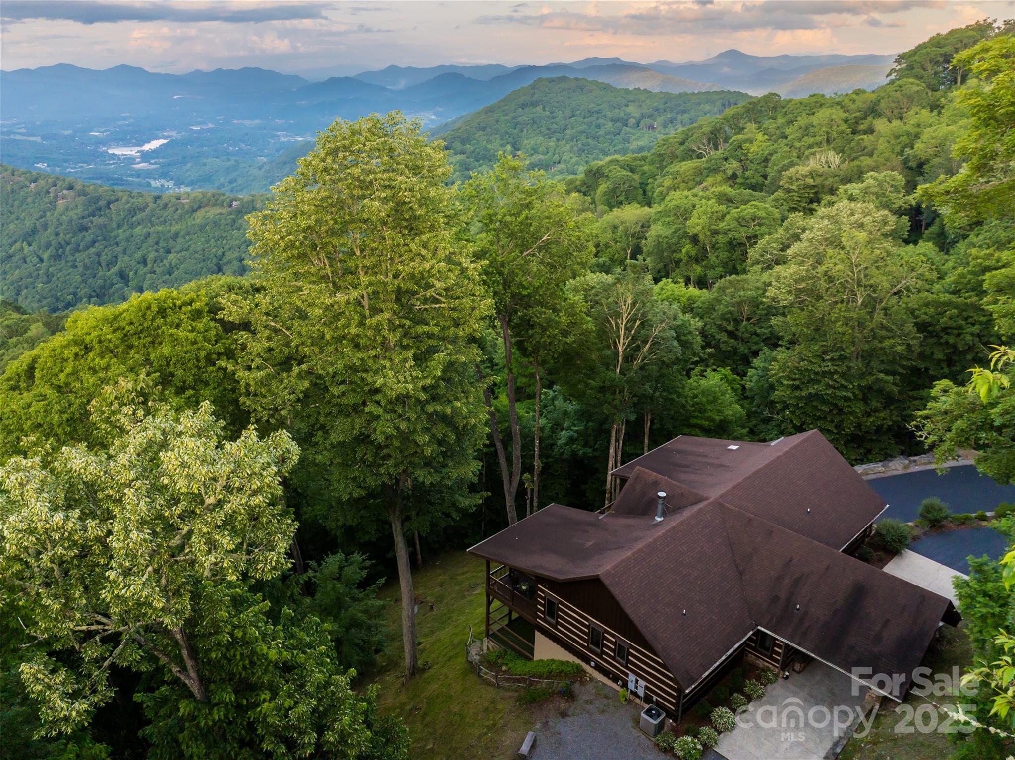 Smoky Mountain Retreat at Eagles Nest - Residential