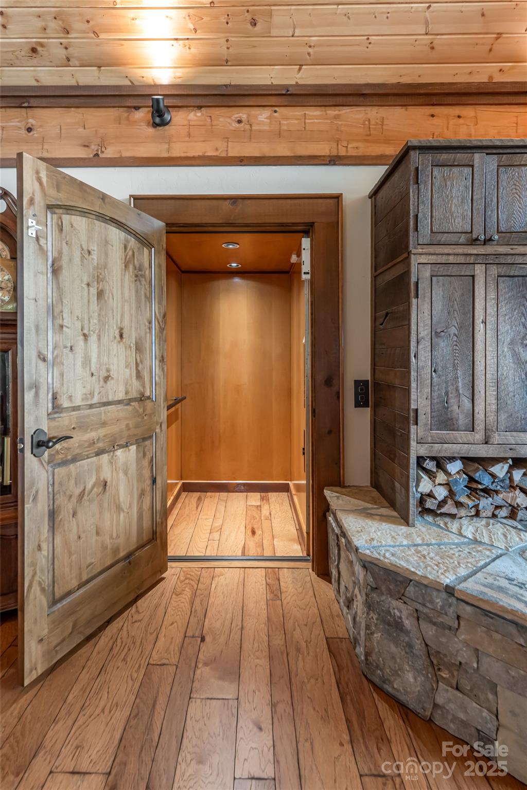 Smoky Mountain Retreat at Eagles Nest - Residential