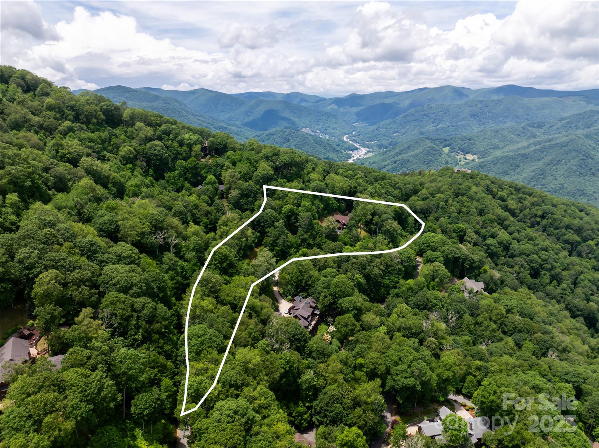 Smoky Mountain Retreat at Eagles Nest - Residential