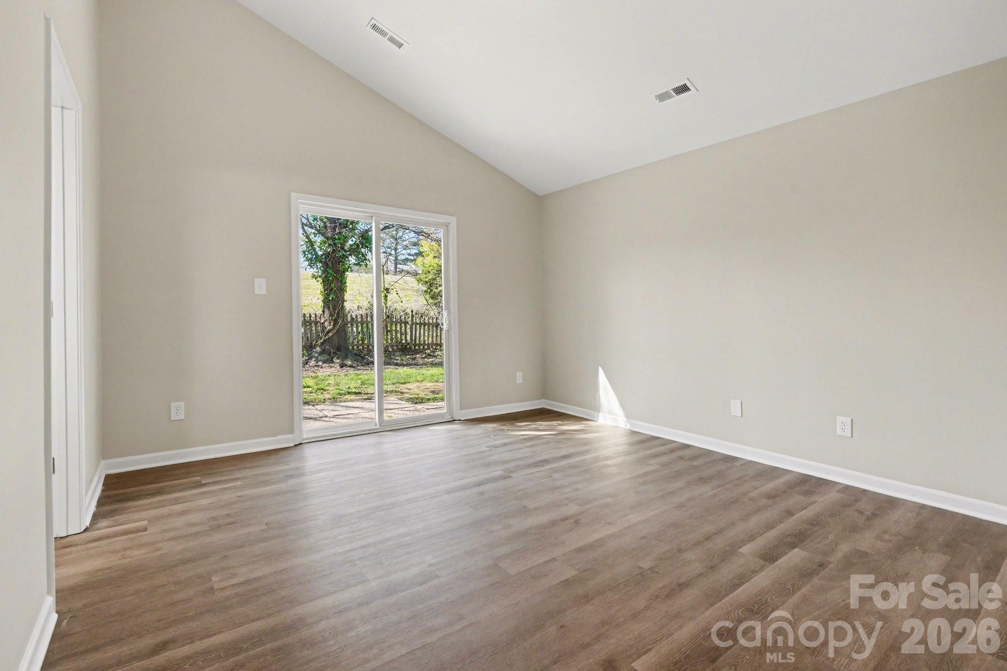 Planters Walk - Residential