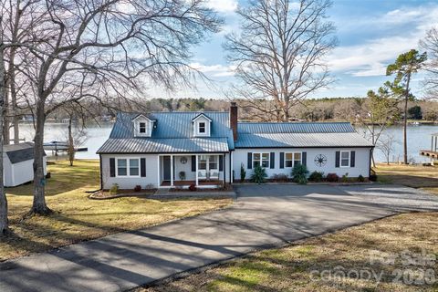 4353 Duck Haven Lane Lake Wylie SC 29710