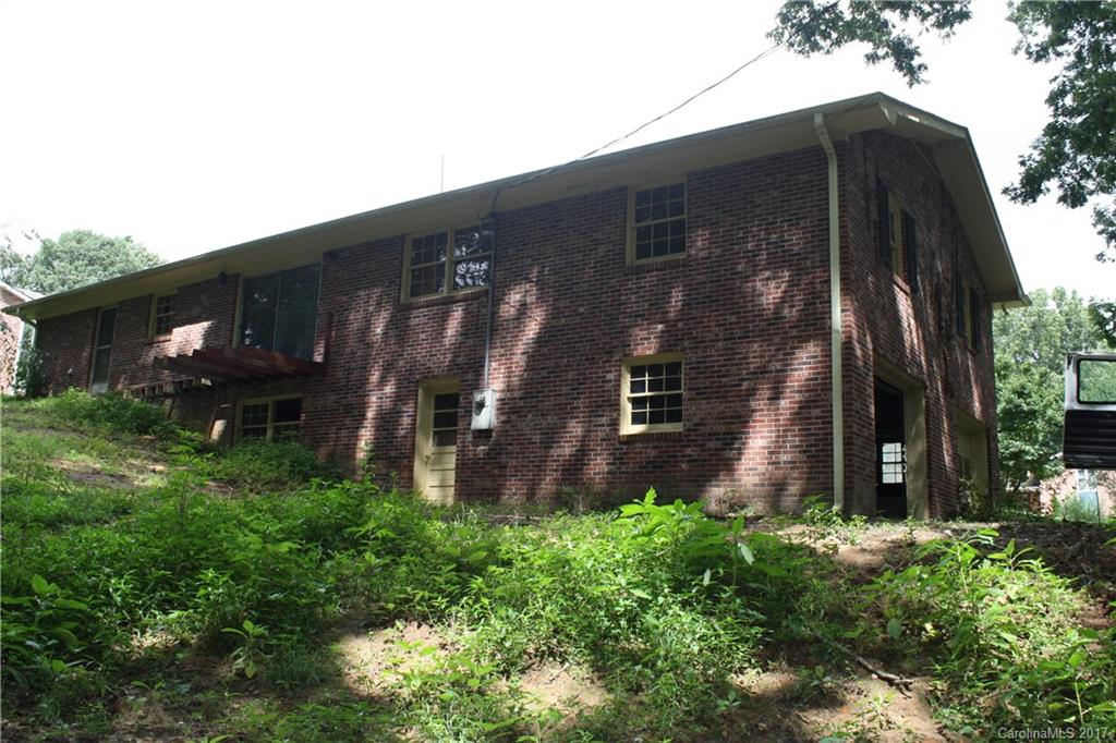 Whispering Hill Estates - Residential