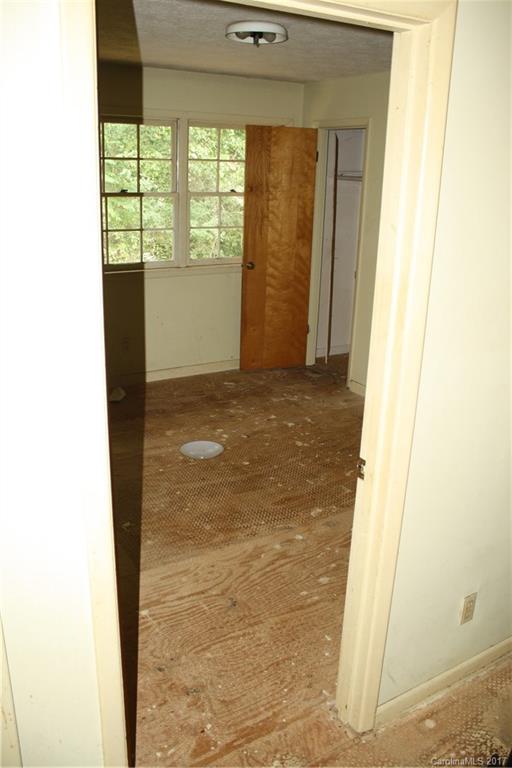 Whispering Hill Estates - Residential