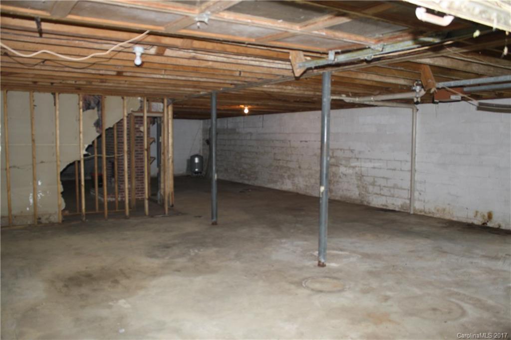 Whispering Hill Estates - Residential