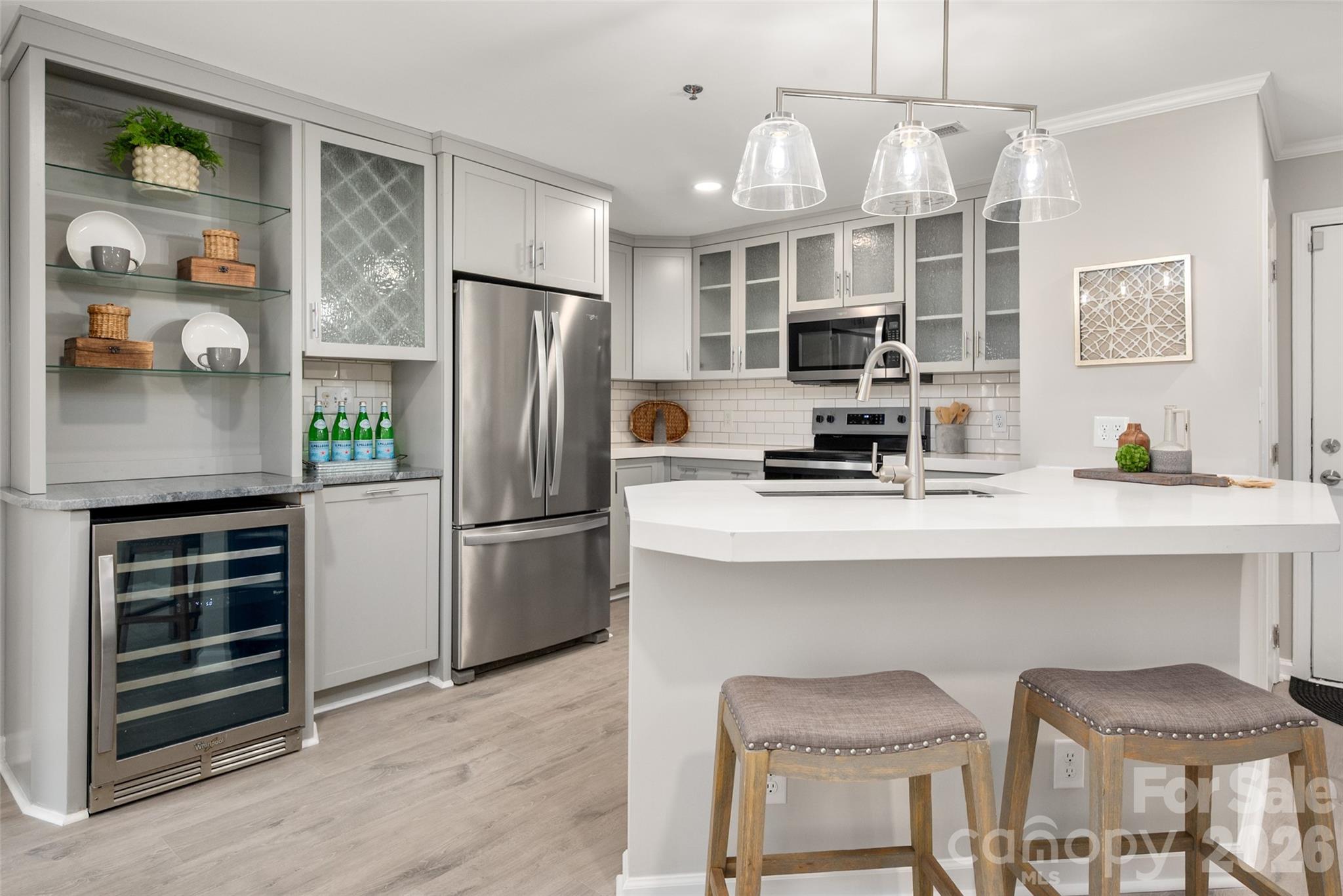 517 N Graham Street 1D