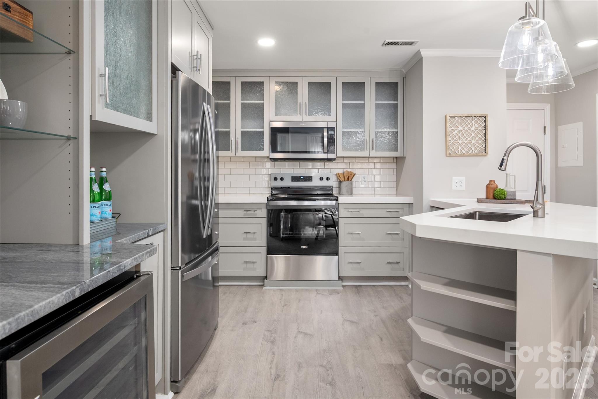 517 N Graham Street 1D