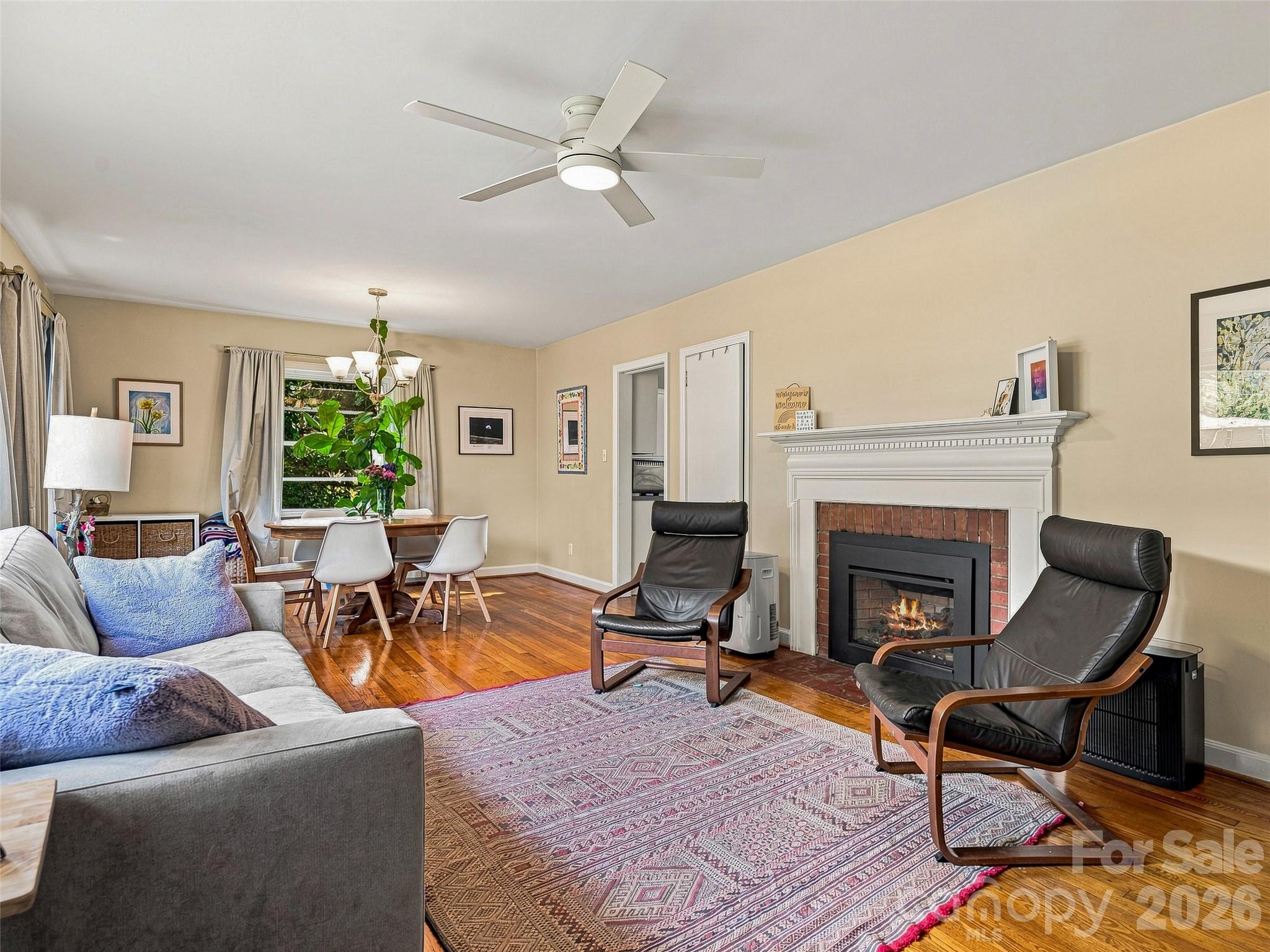 15 Lynnstone Court