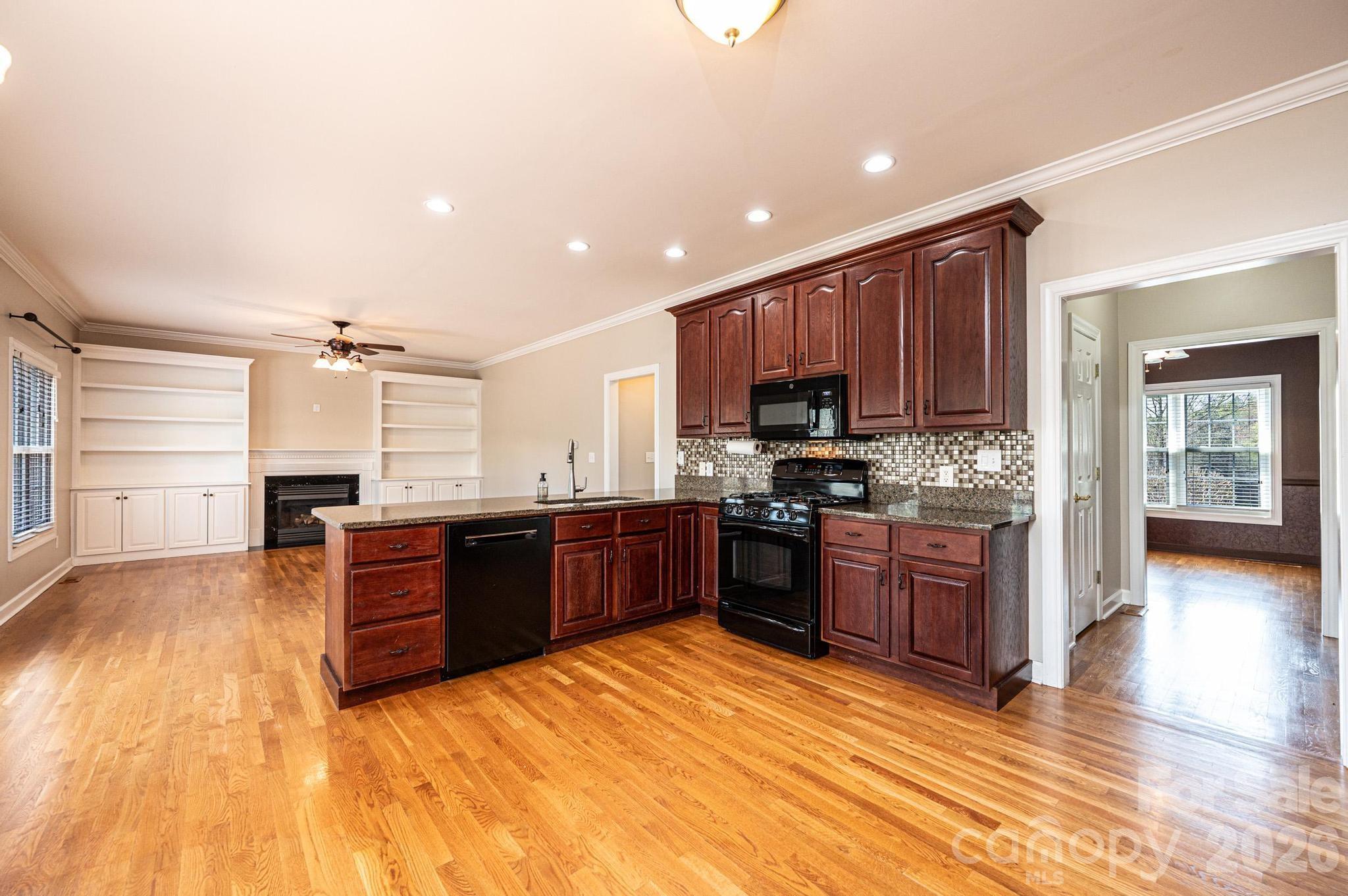 Crystal Falls - Residential