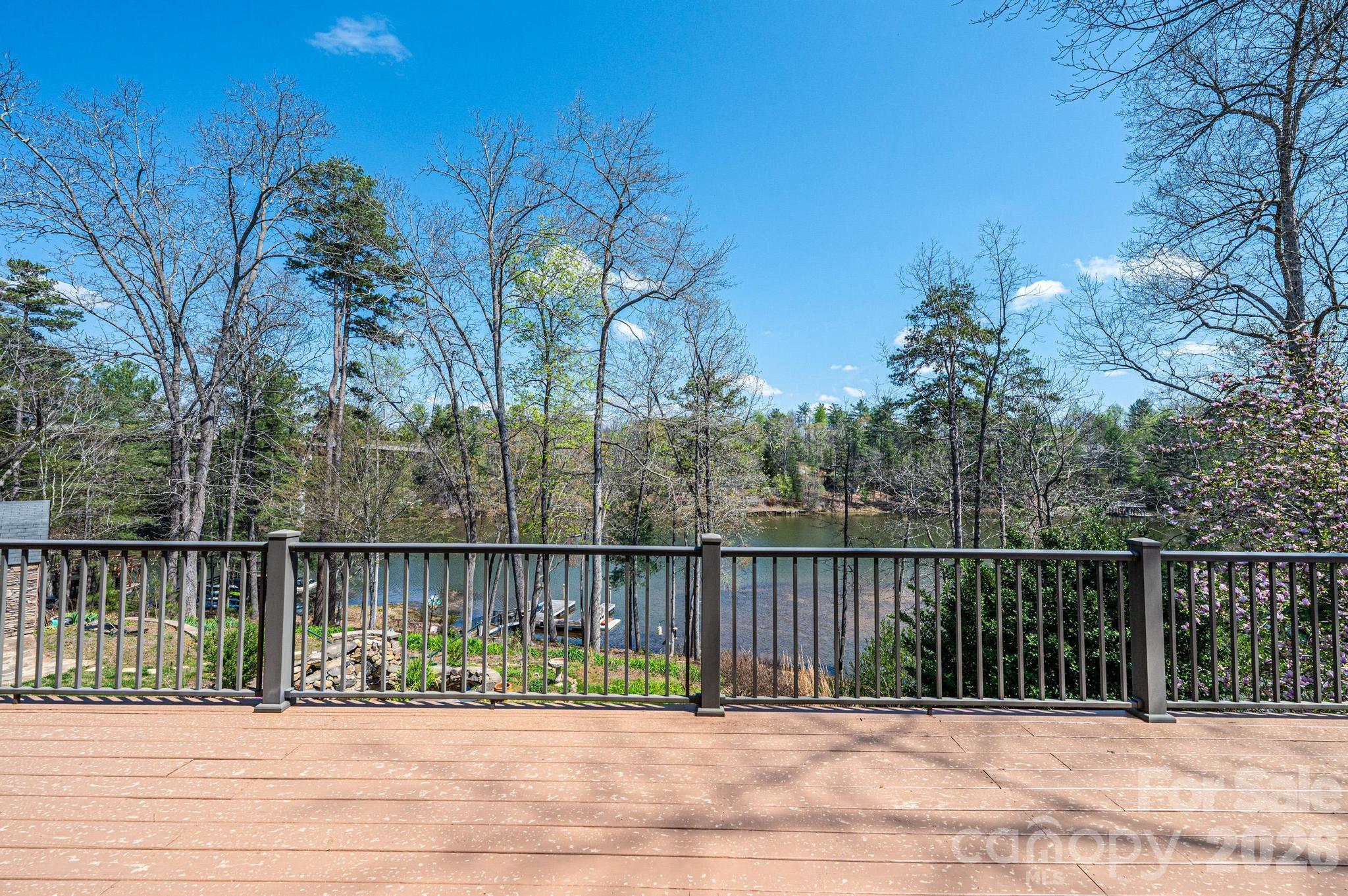 4726 Crystal Falls Avenue