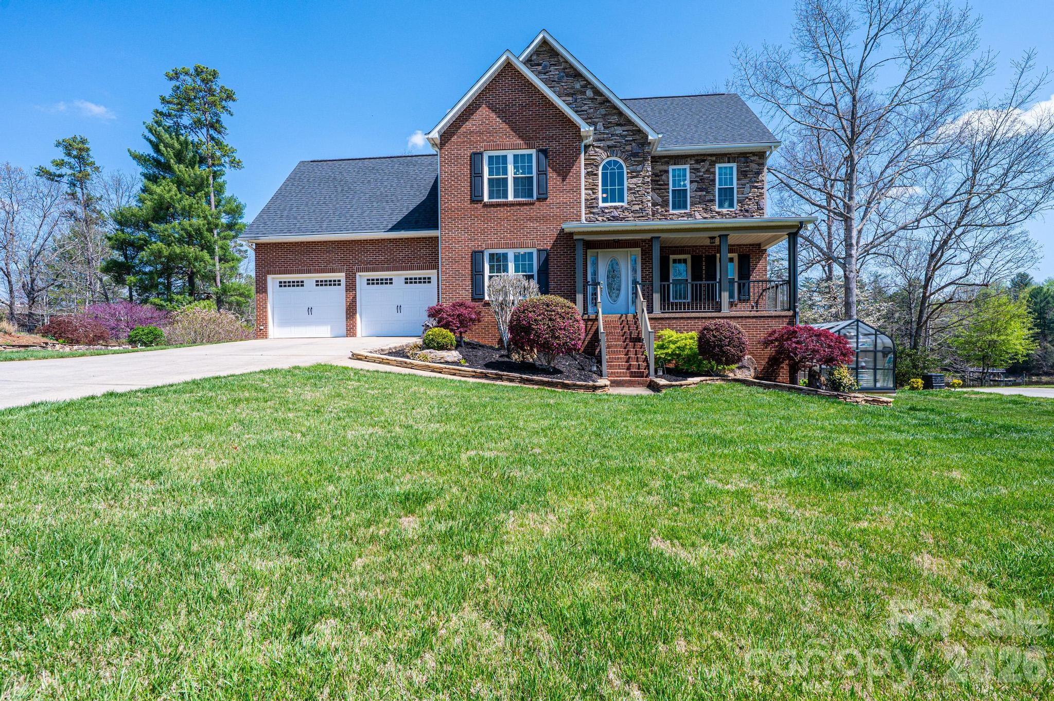 Crystal Falls - Residential