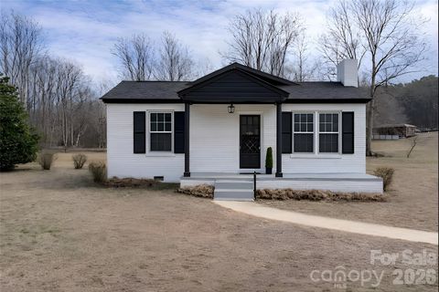 Photo of 2641 Southside Road, Lincolnton, NC 28092 (MLS # 4340541)