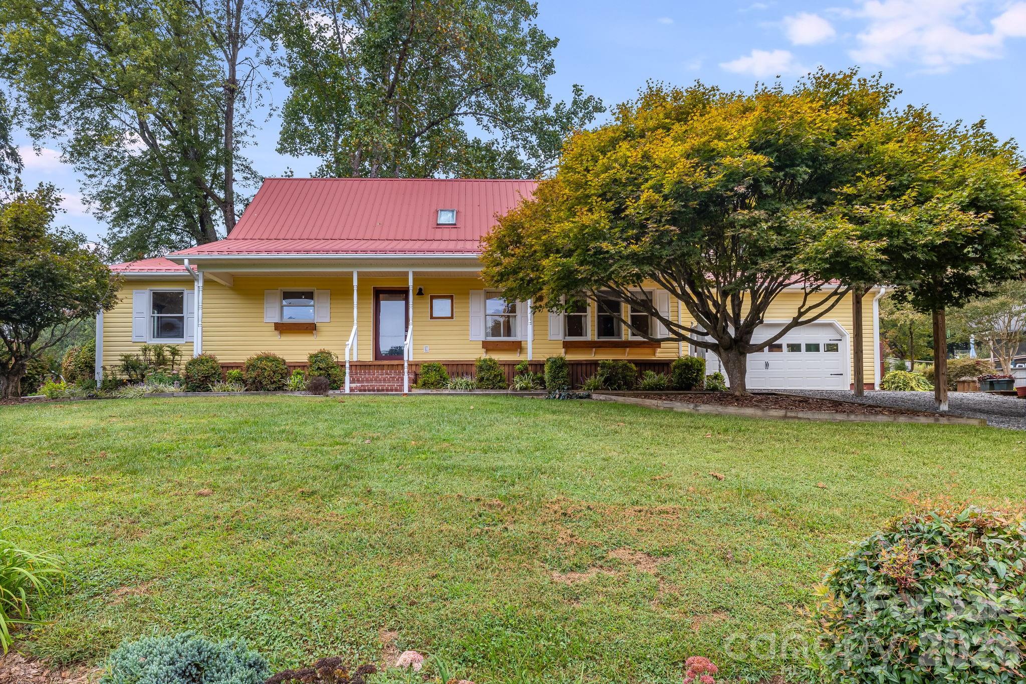 53 Armstrong Road