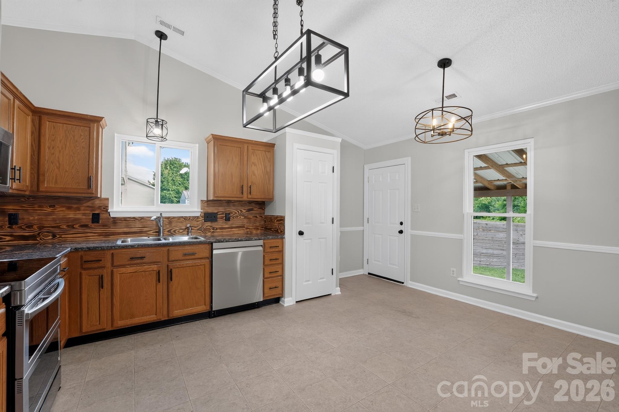 4883 Renfrew Drive