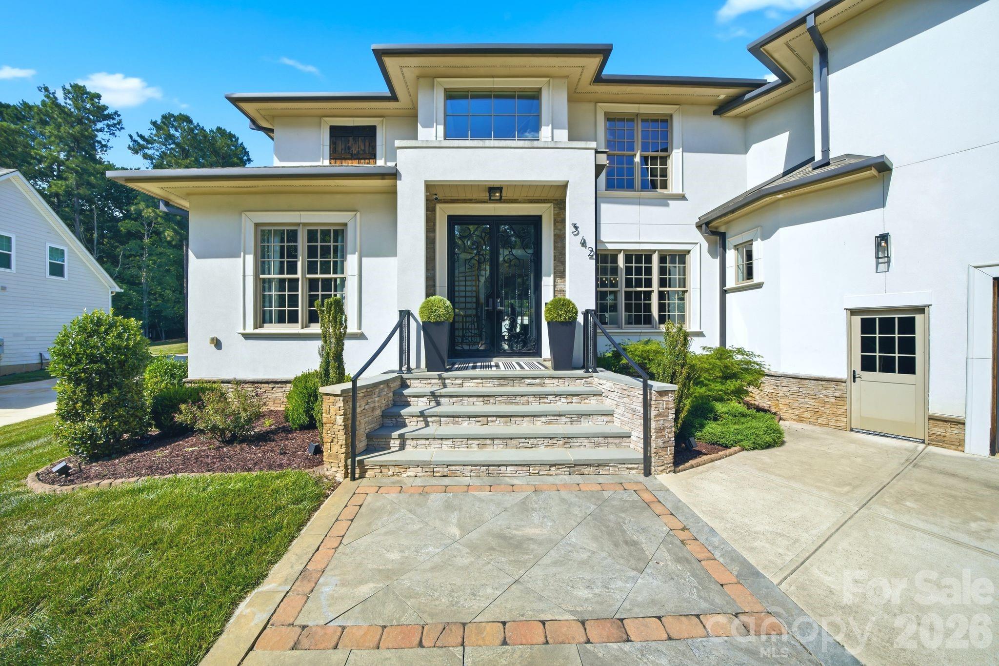 342 Kenway Loop