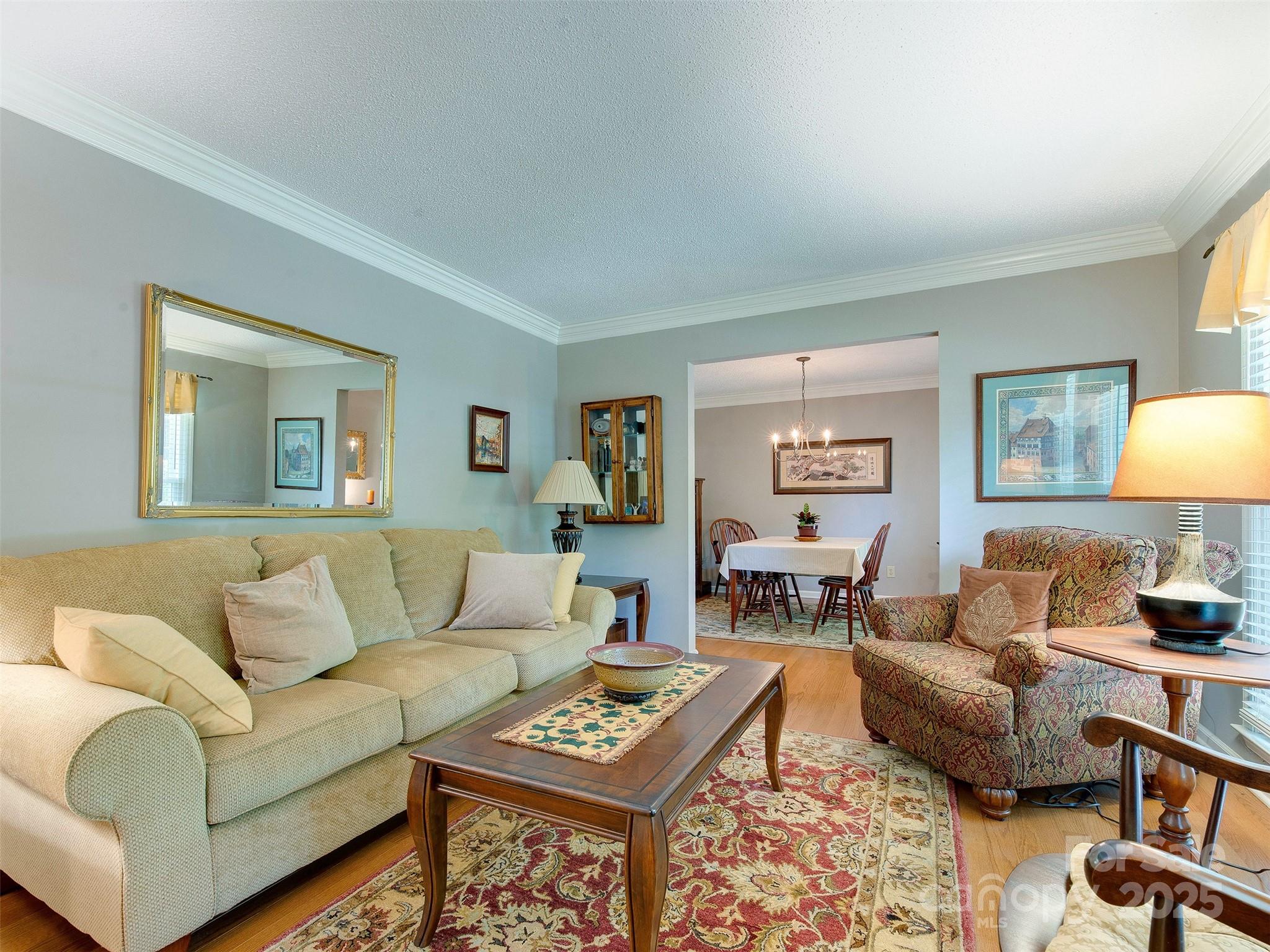 8413 Wellington Lane