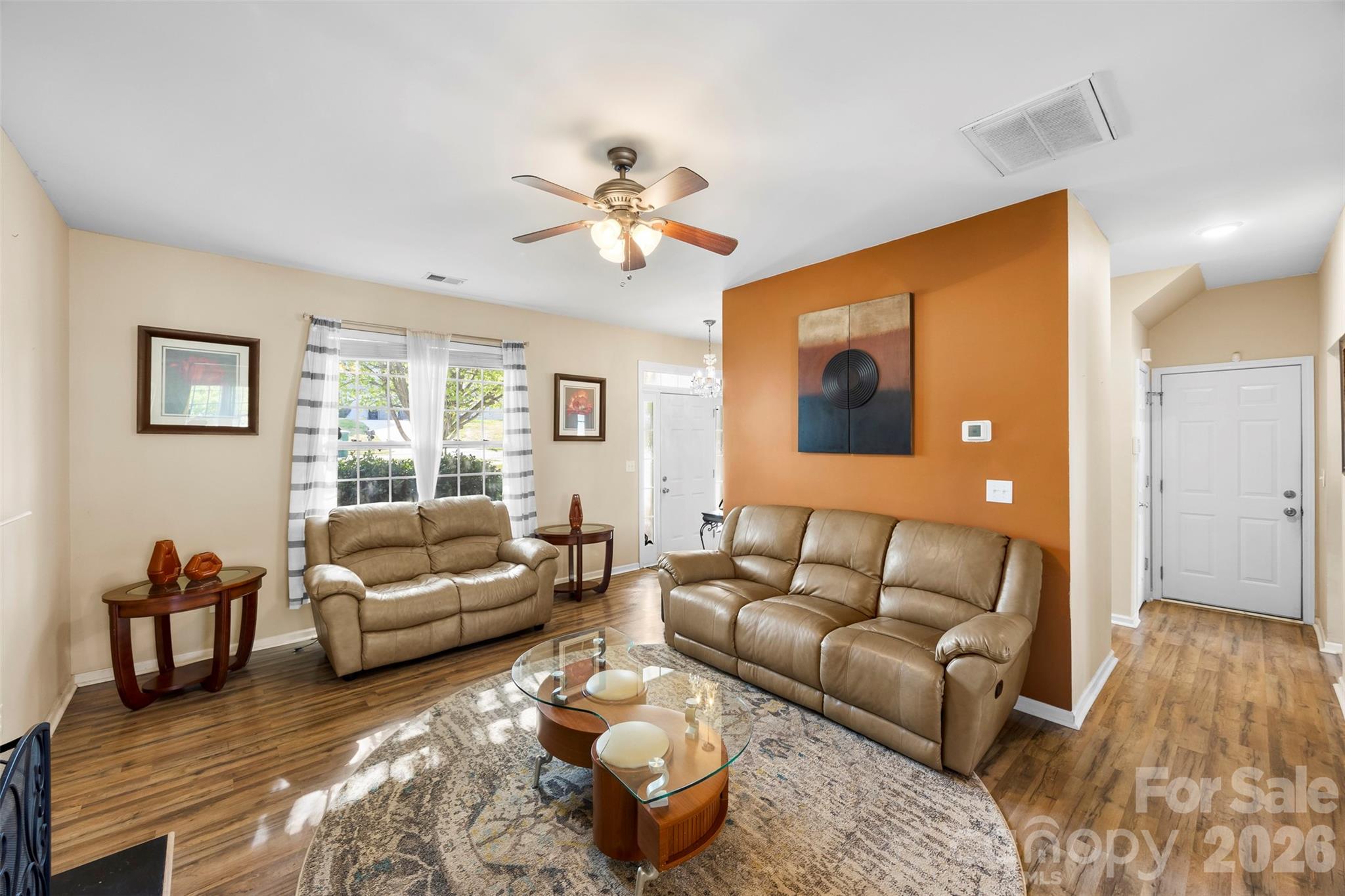 624 Cliffs Inn Circle