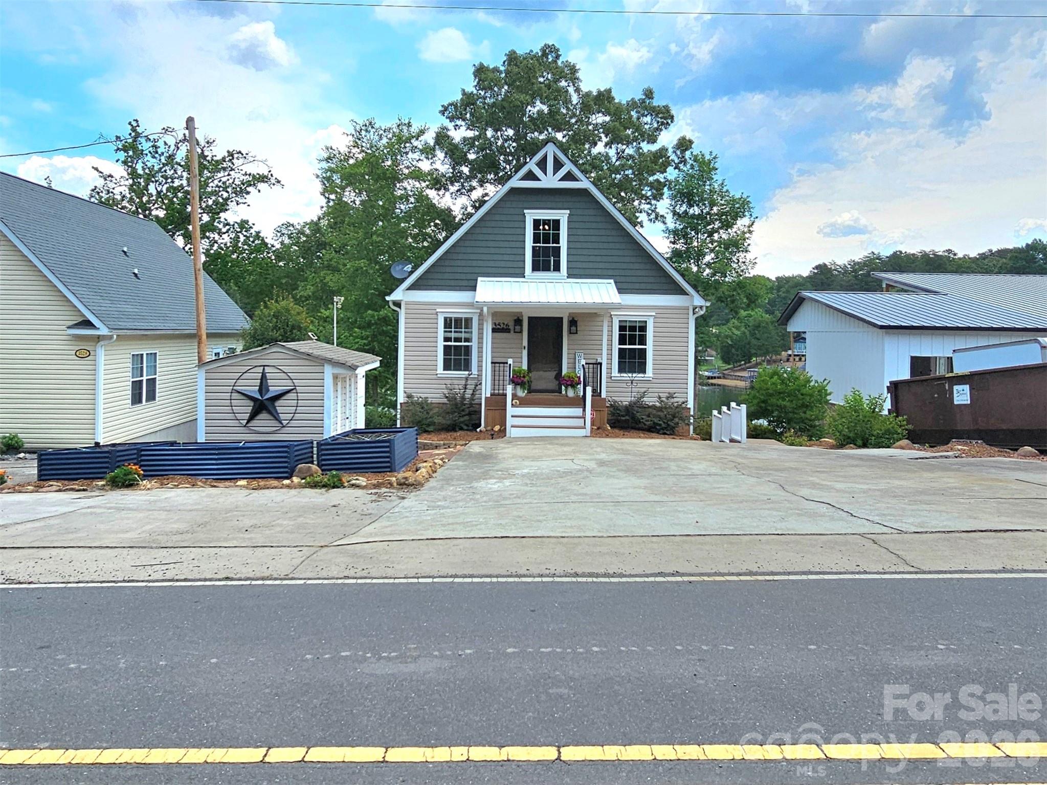 3526 Pinehaven Drive