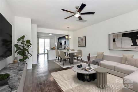 2564 Tranquil Oak Place Charlotte NC 28206