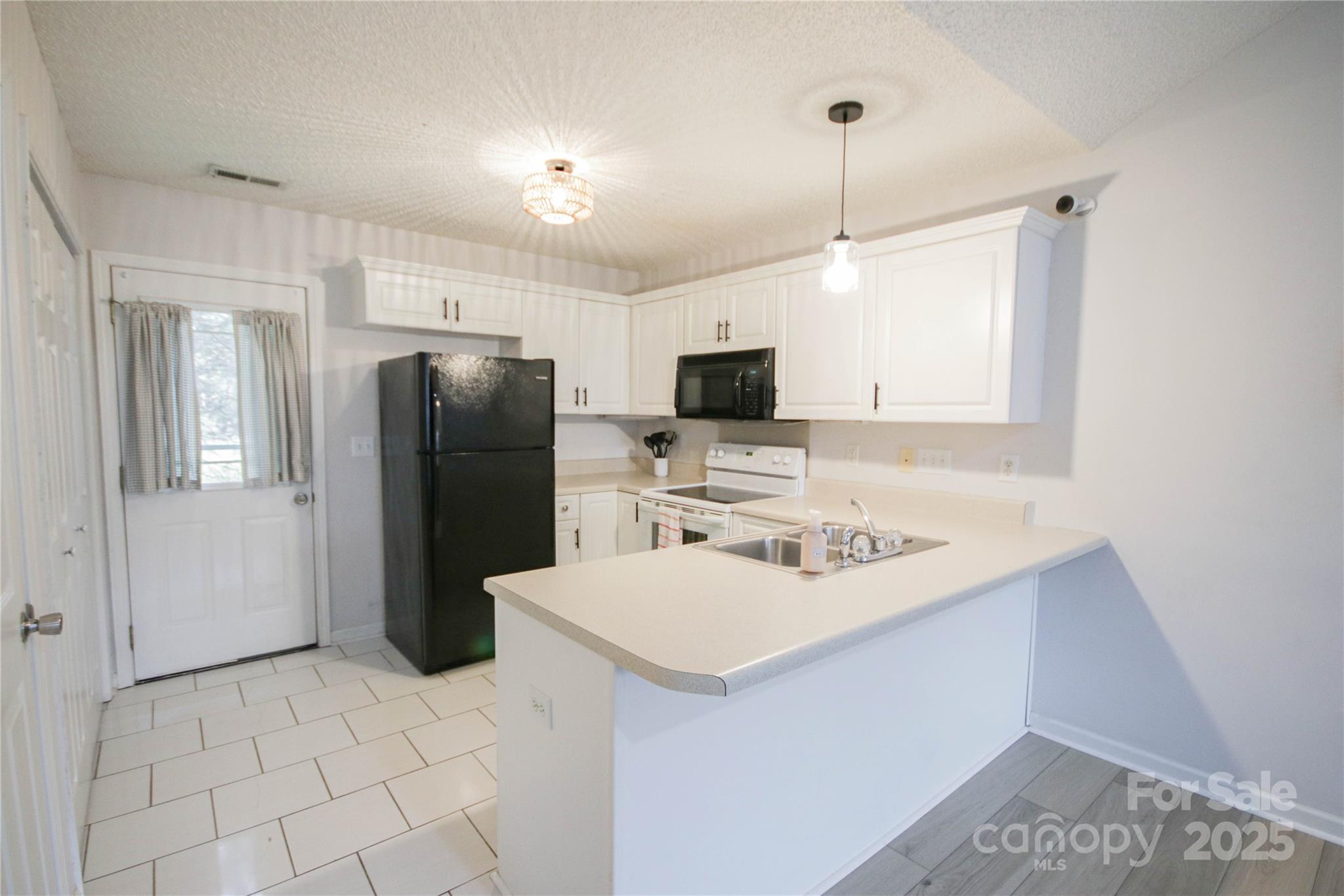 Meadow Creek - Residential