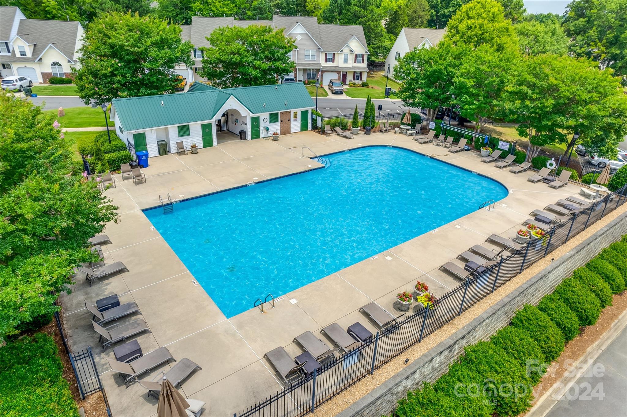 Lexington Commons - Residential