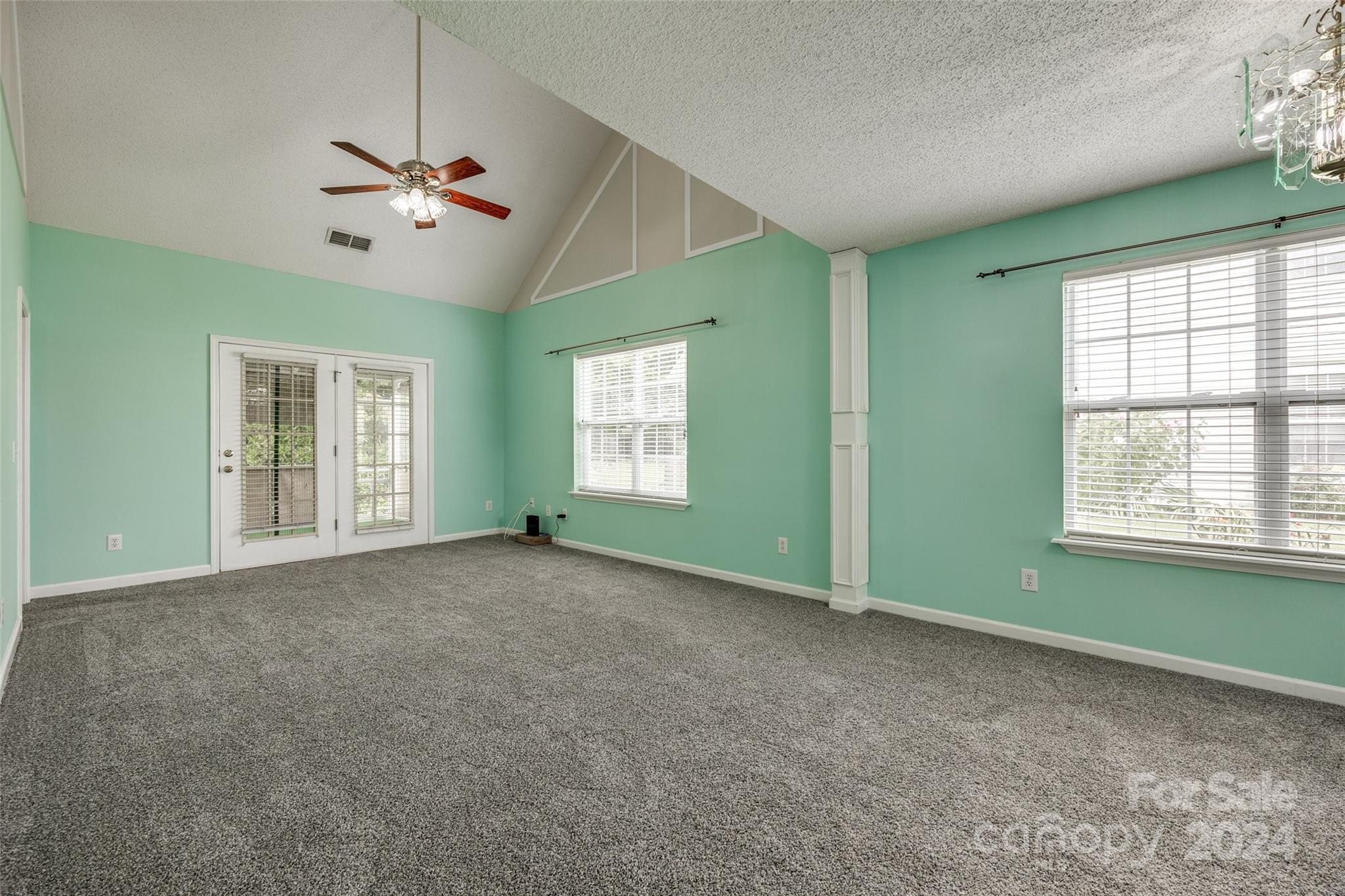 Lexington Commons - Residential