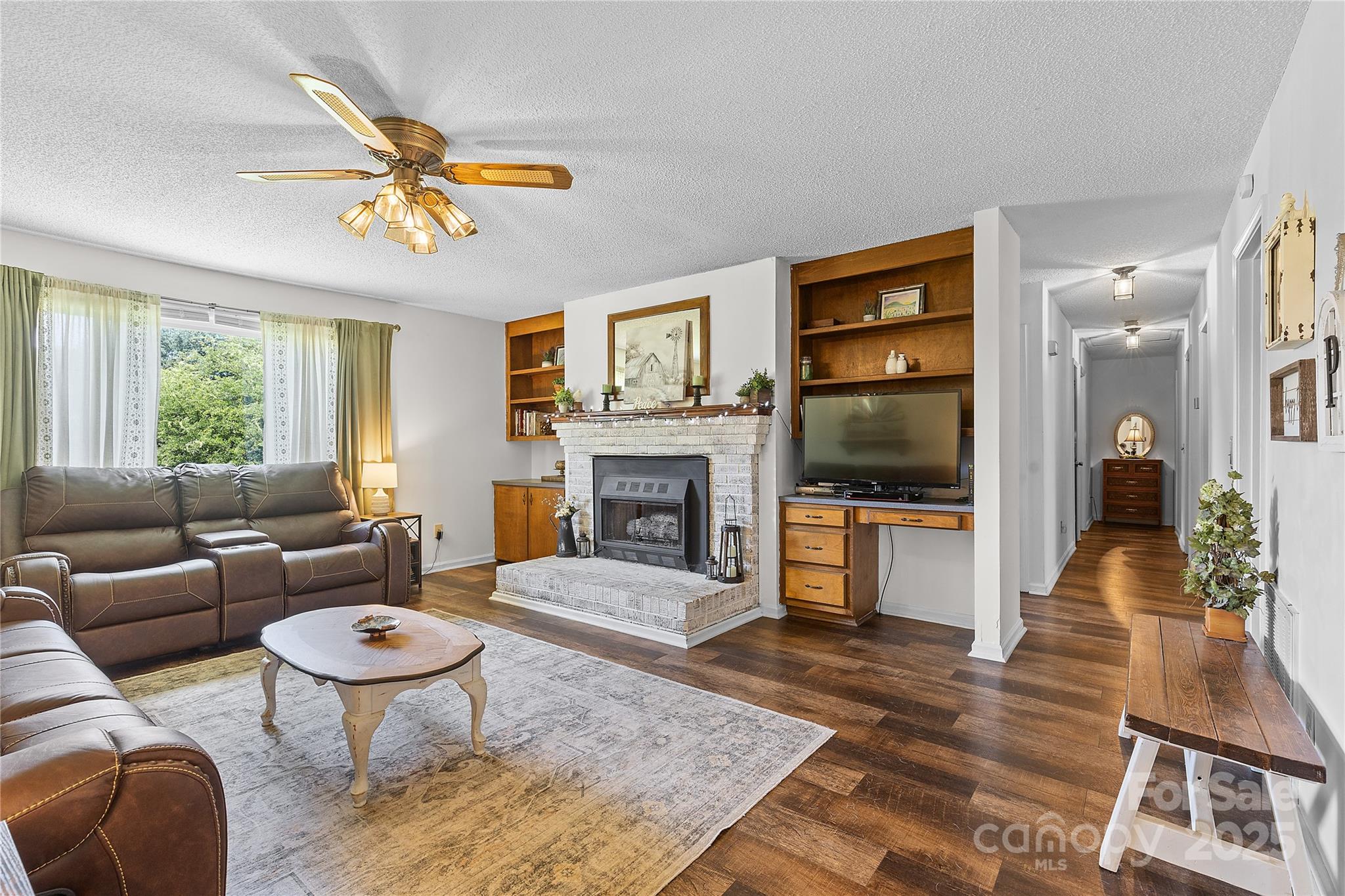 5949 Old Thompson Road