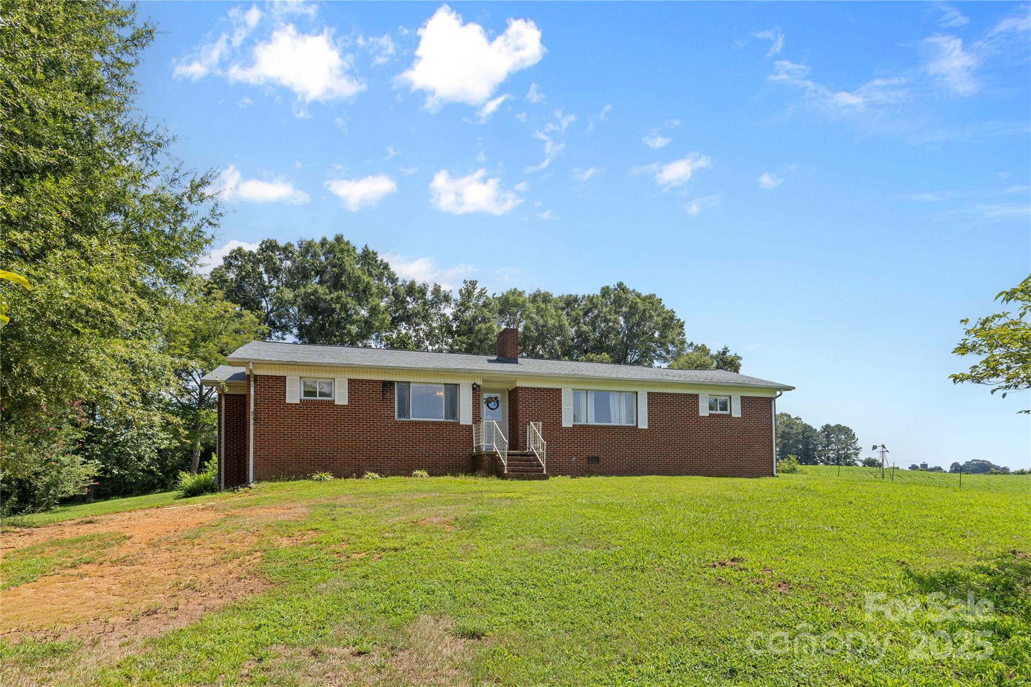 5949 Old Thompson Road