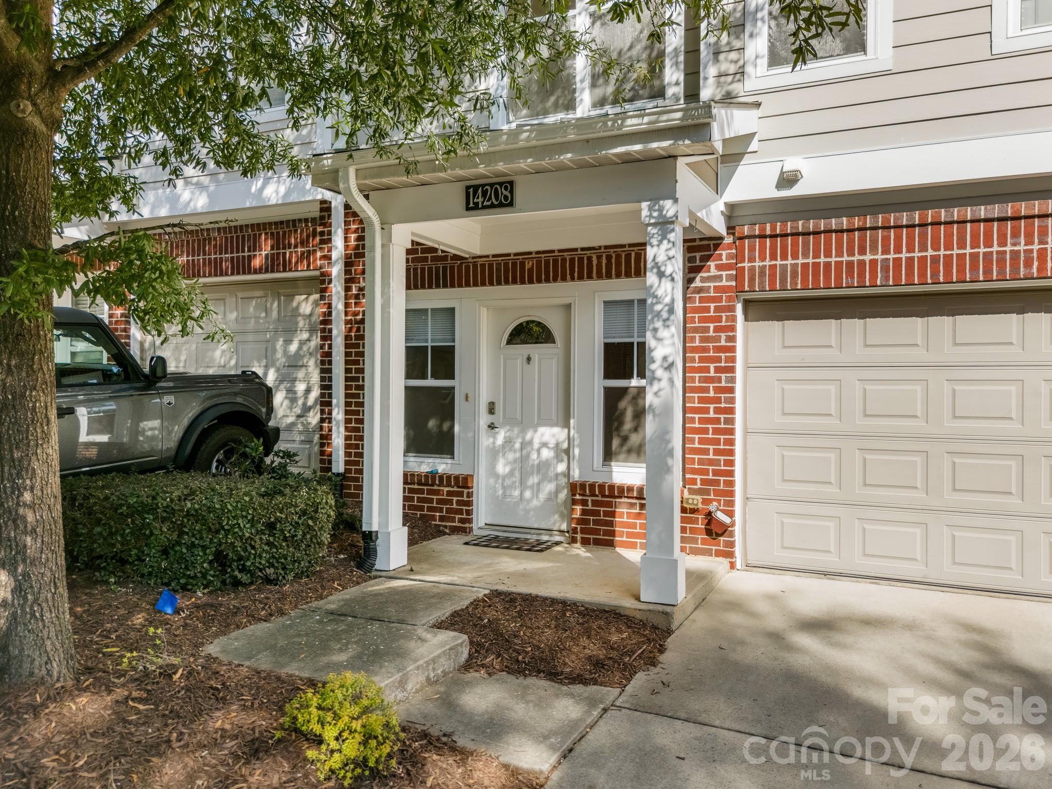 14208 Castle Abbey Lane