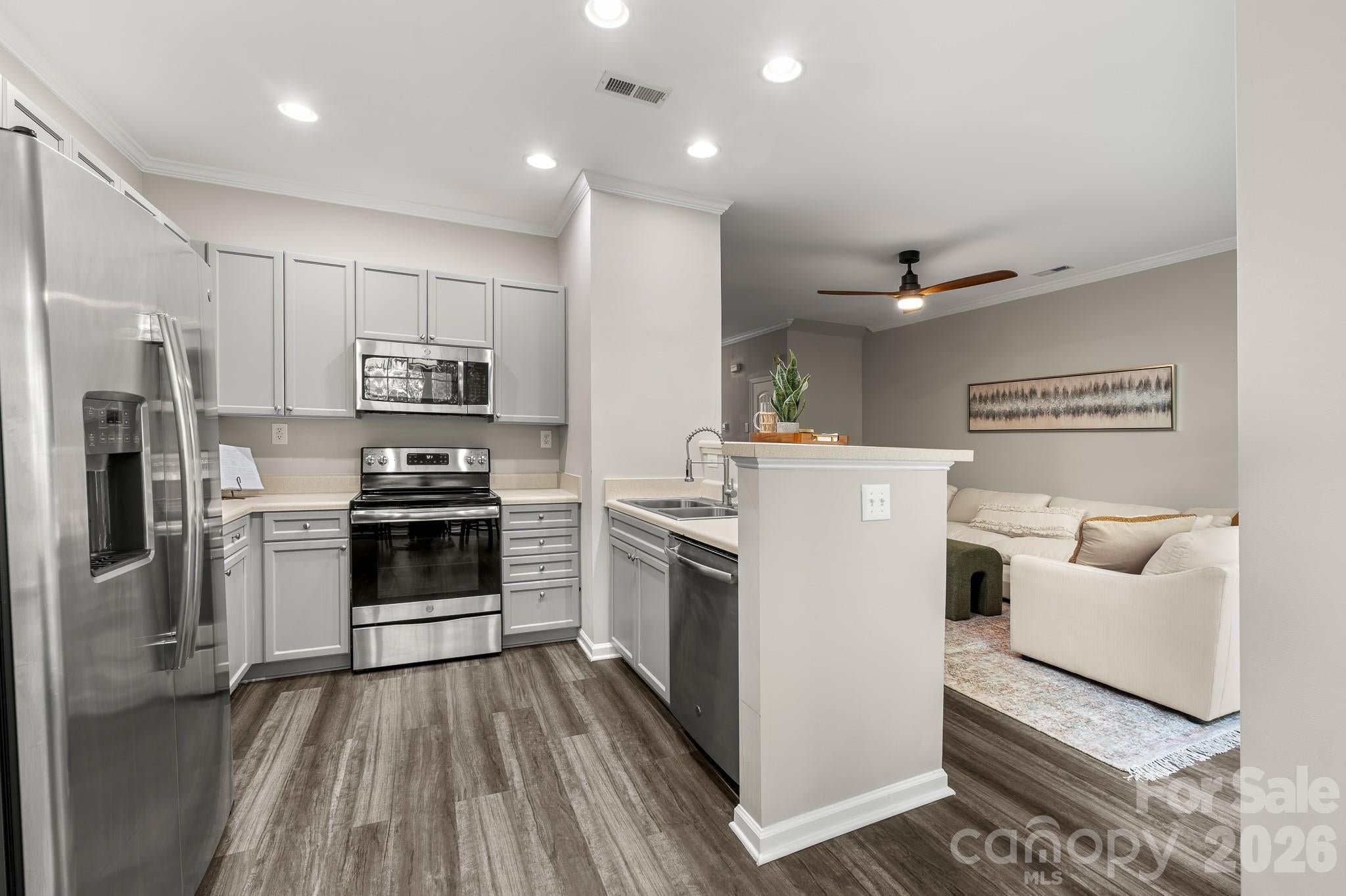 14208 Castle Abbey Lane