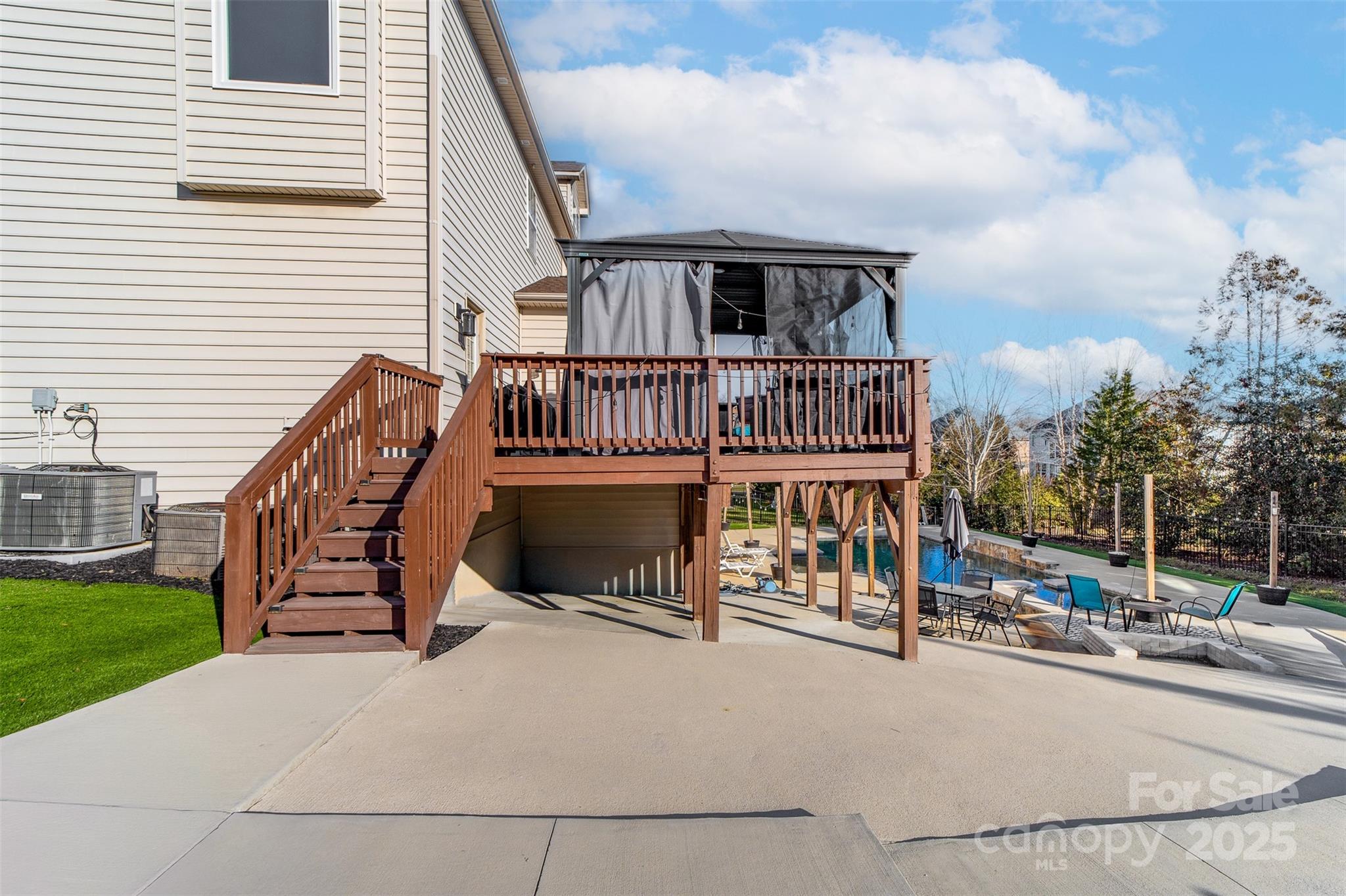 1009 Murandy Lane