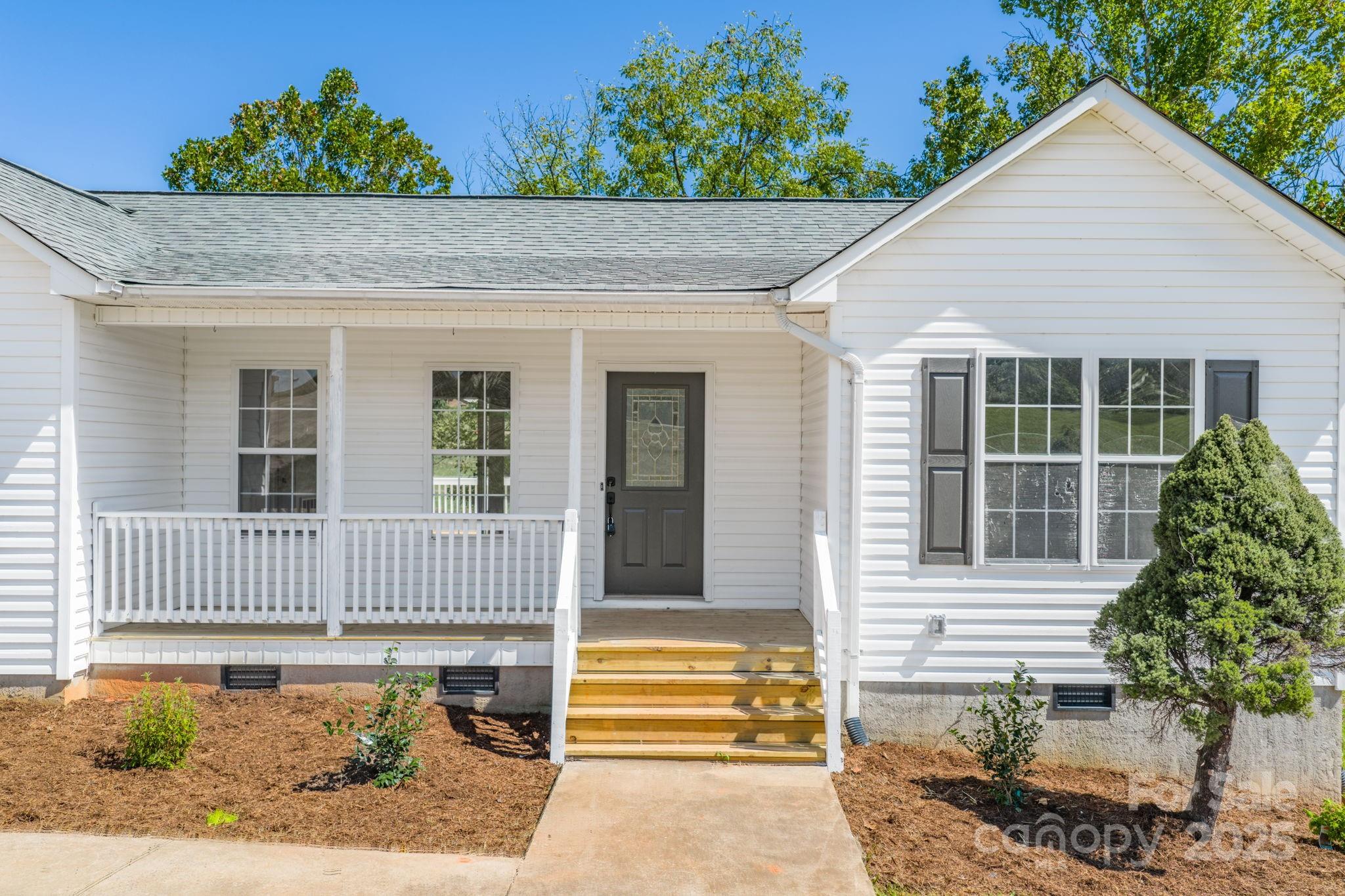 Swinging Bridge - Residential