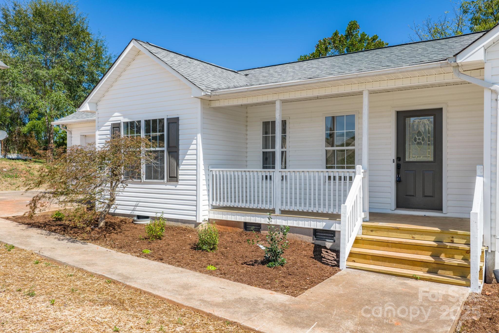 Swinging Bridge - Residential
