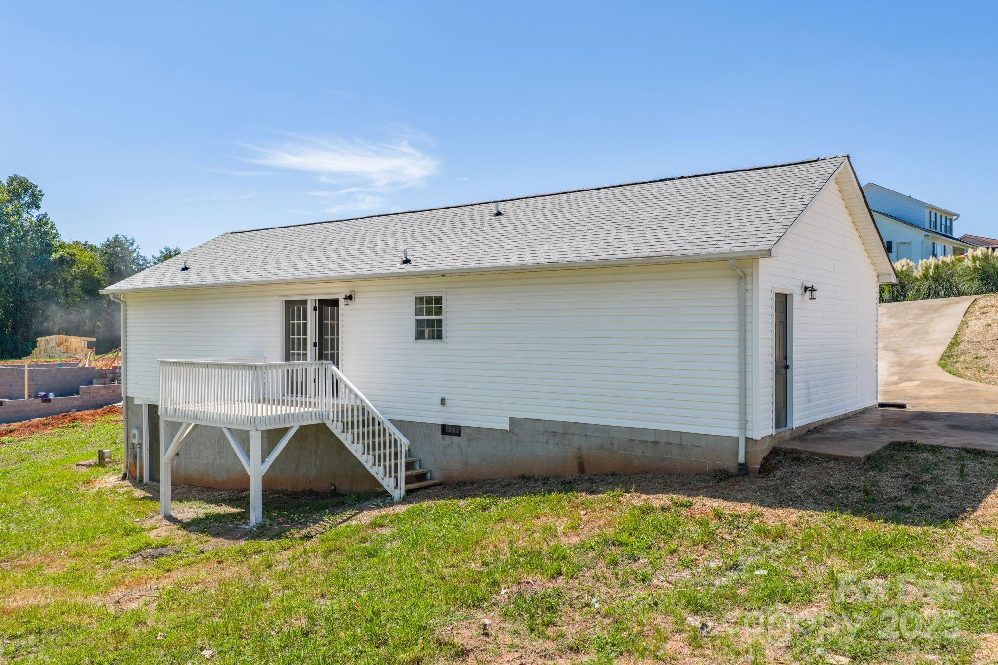 Swinging Bridge - Residential