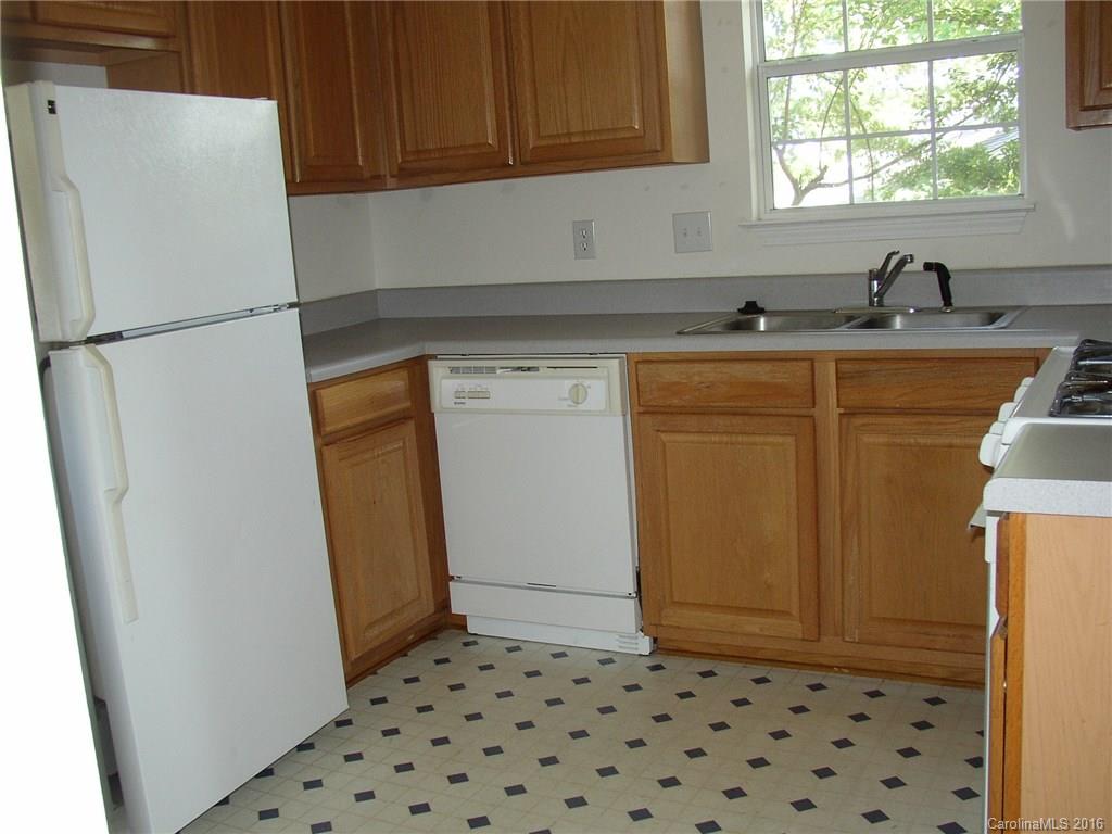 Huntington Place II - Residential Lease