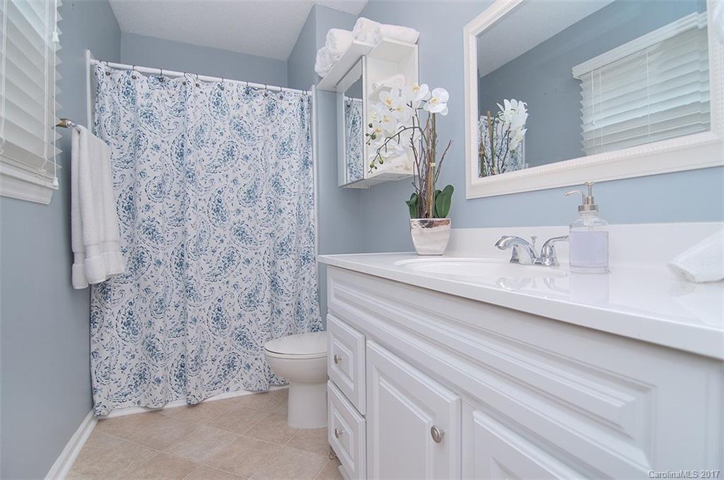 Tega Cay - Residential