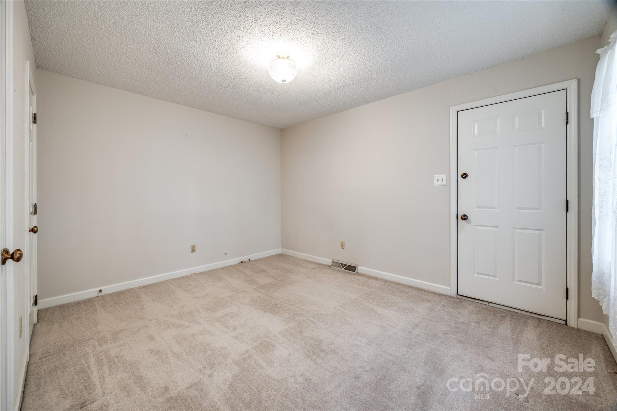 Cross Creek - Residential