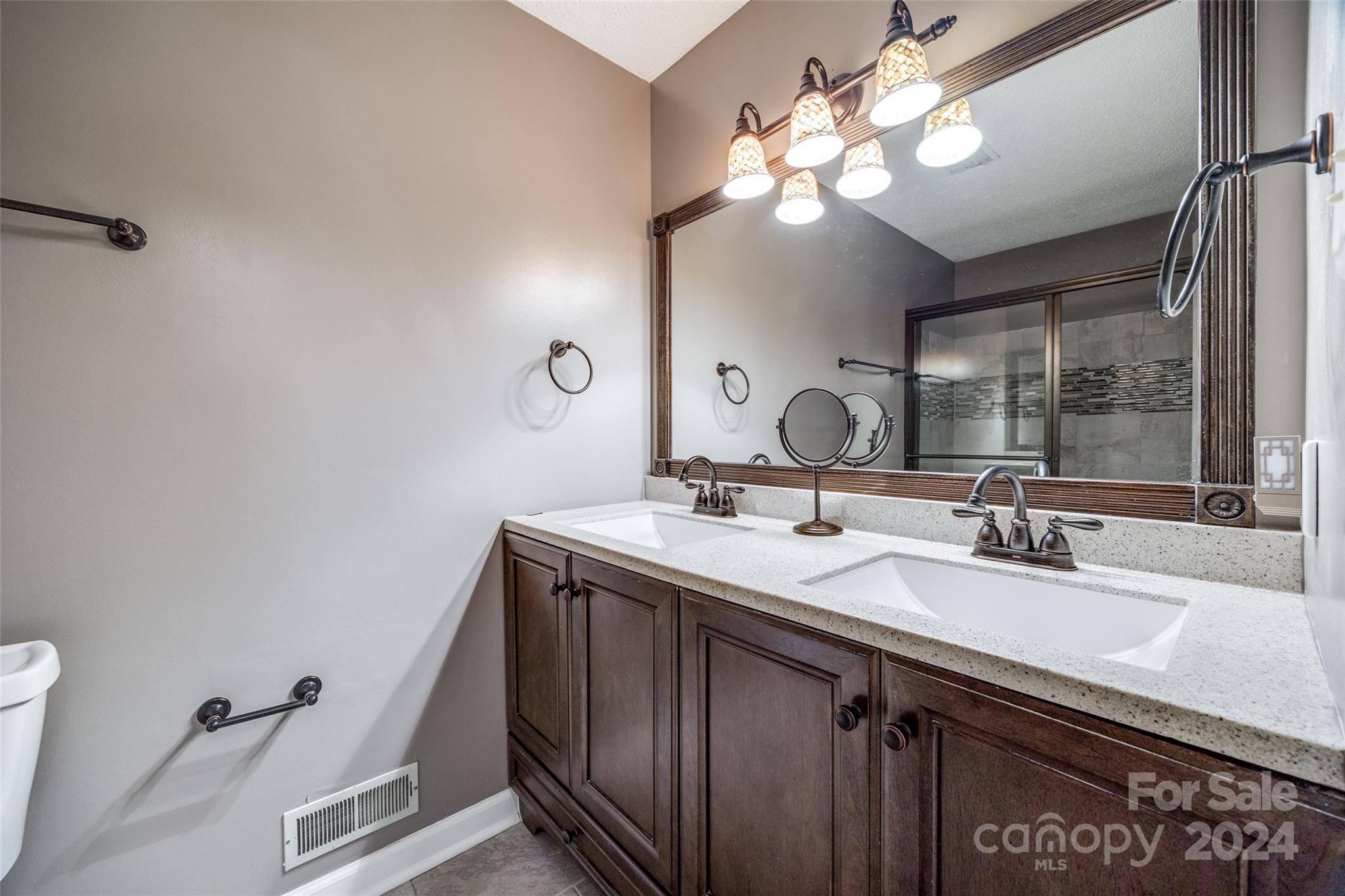 Cross Creek - Residential