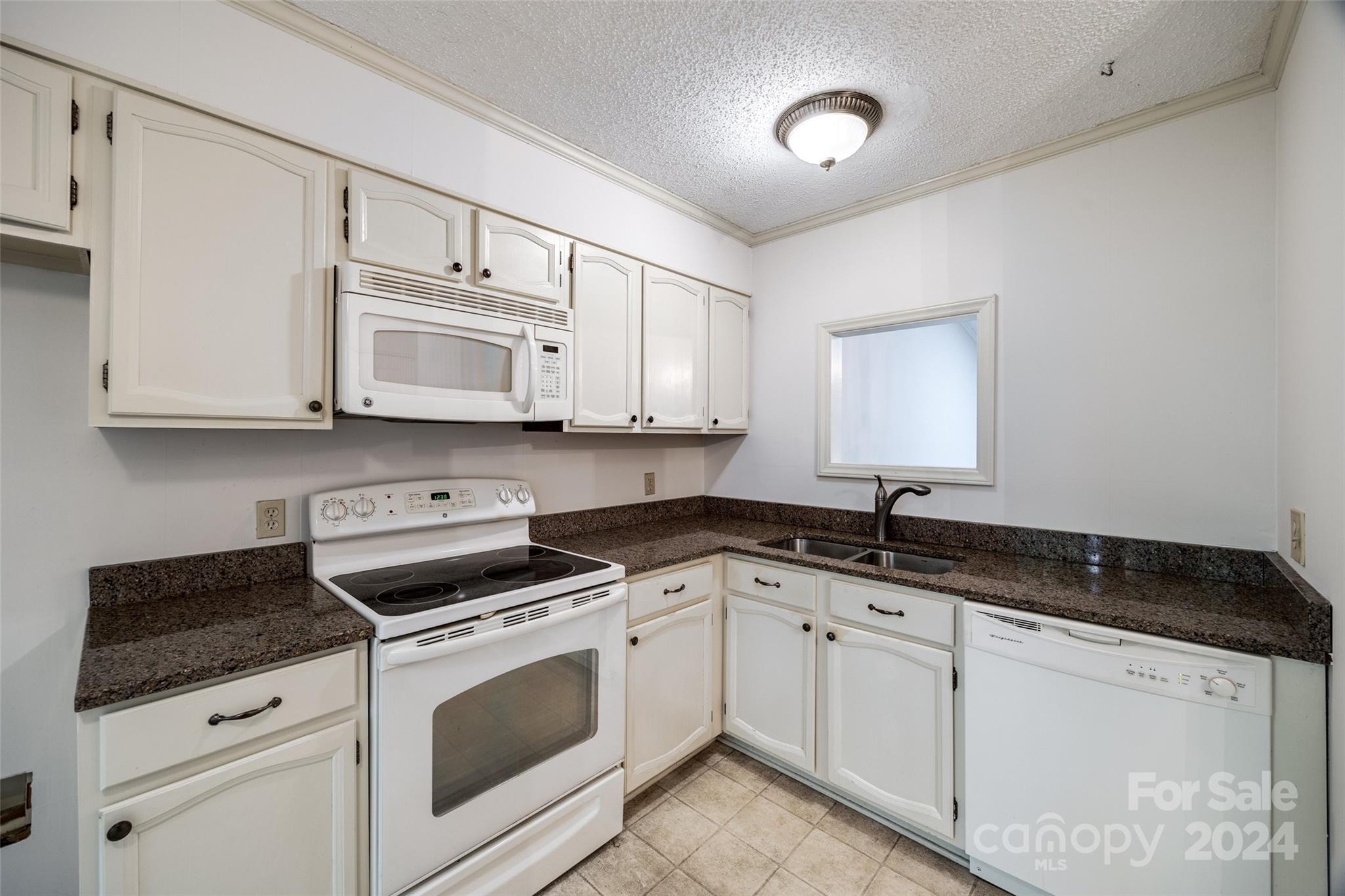 Cross Creek - Residential