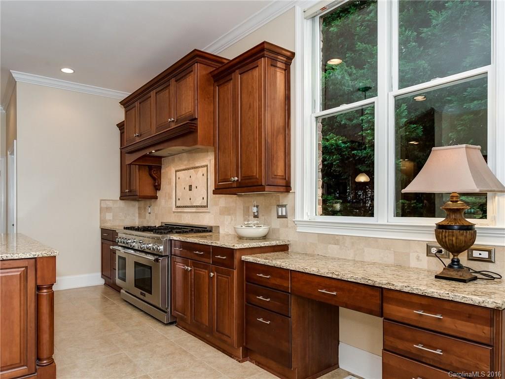 The Peninsula - Residential