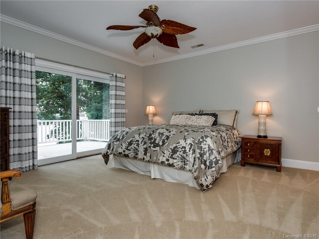 The Peninsula - Residential