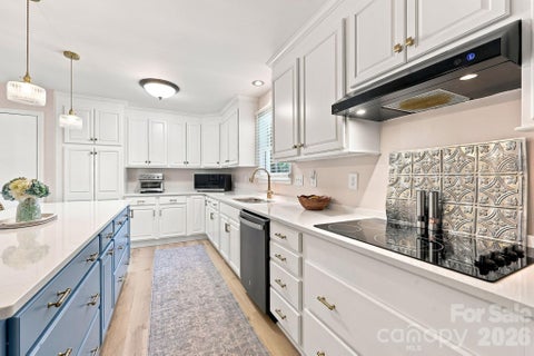 Photo for 178 Woodland Drive SW