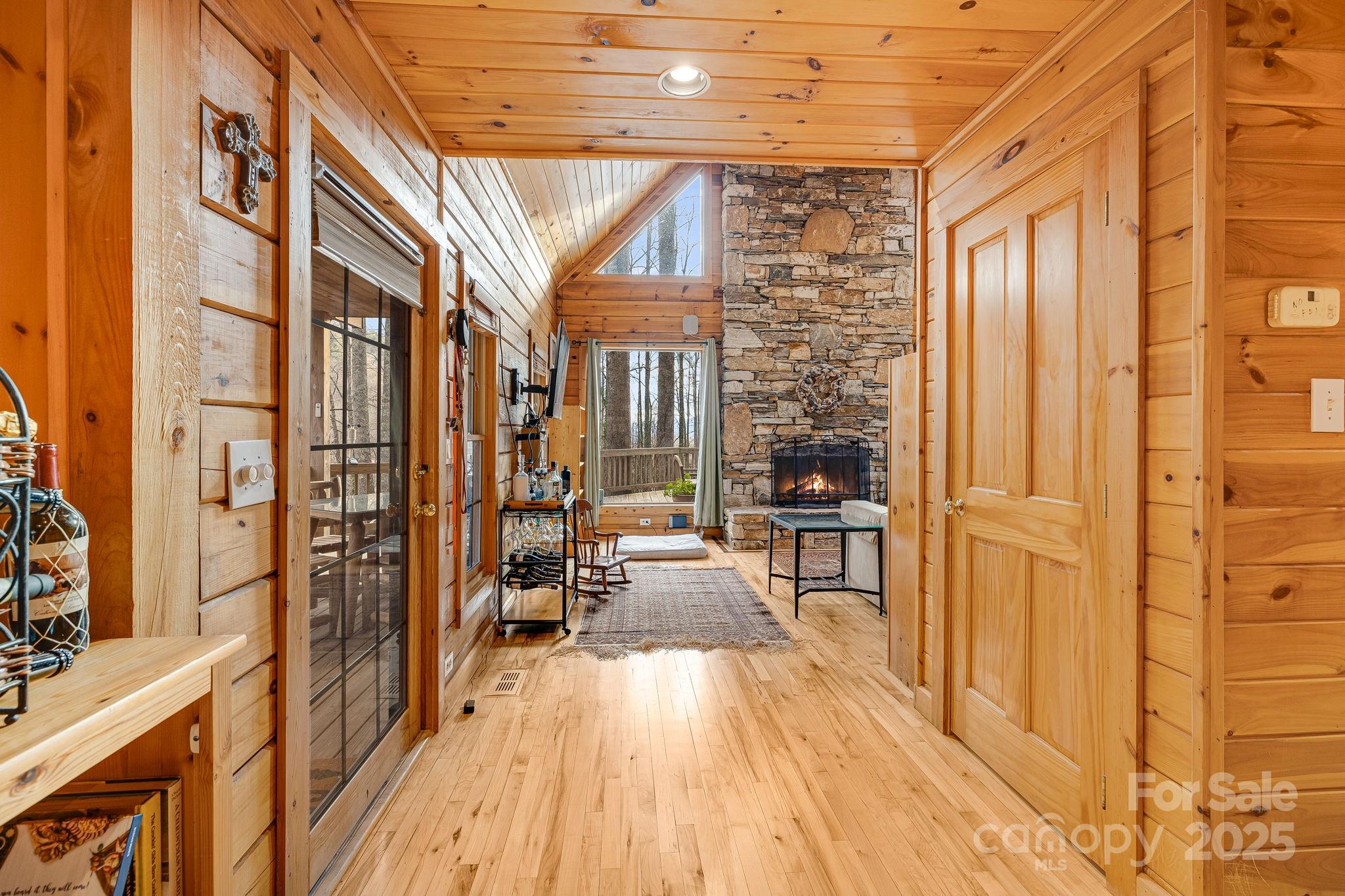 84 StoneWall Road