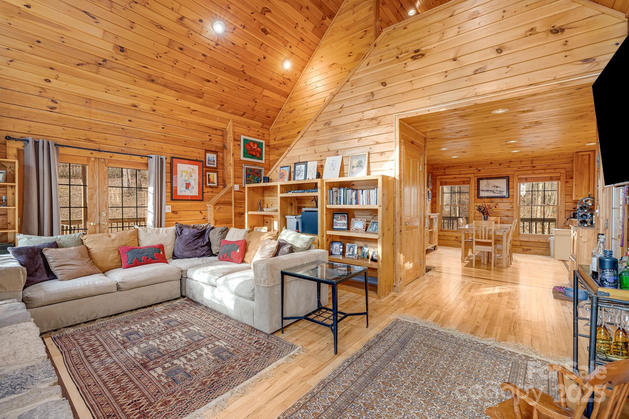 84 StoneWall Road
